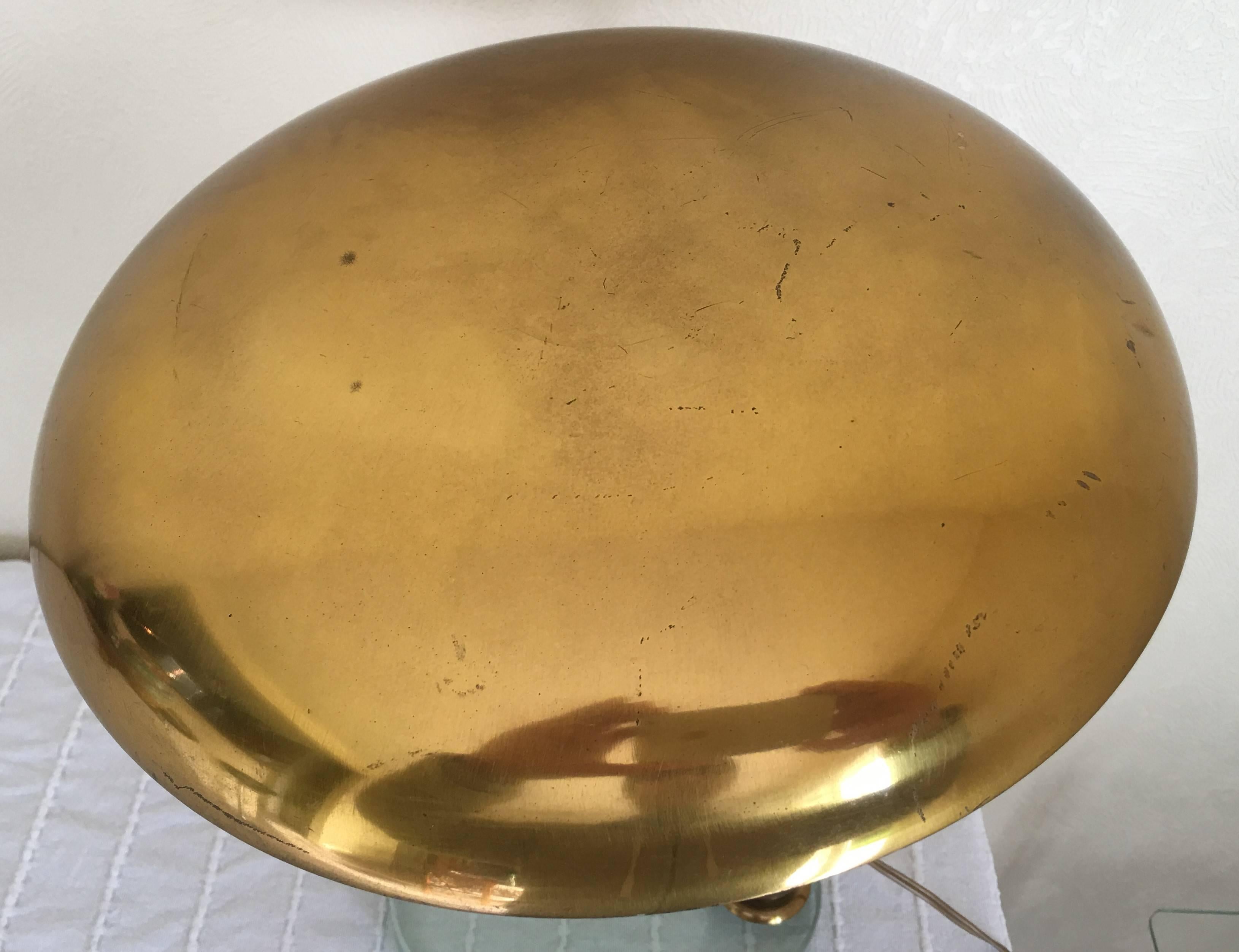 Fontana Arte 1950s Glass and Brass Desk Lamp with an Adjustable Reflector, Italy For Sale 1
