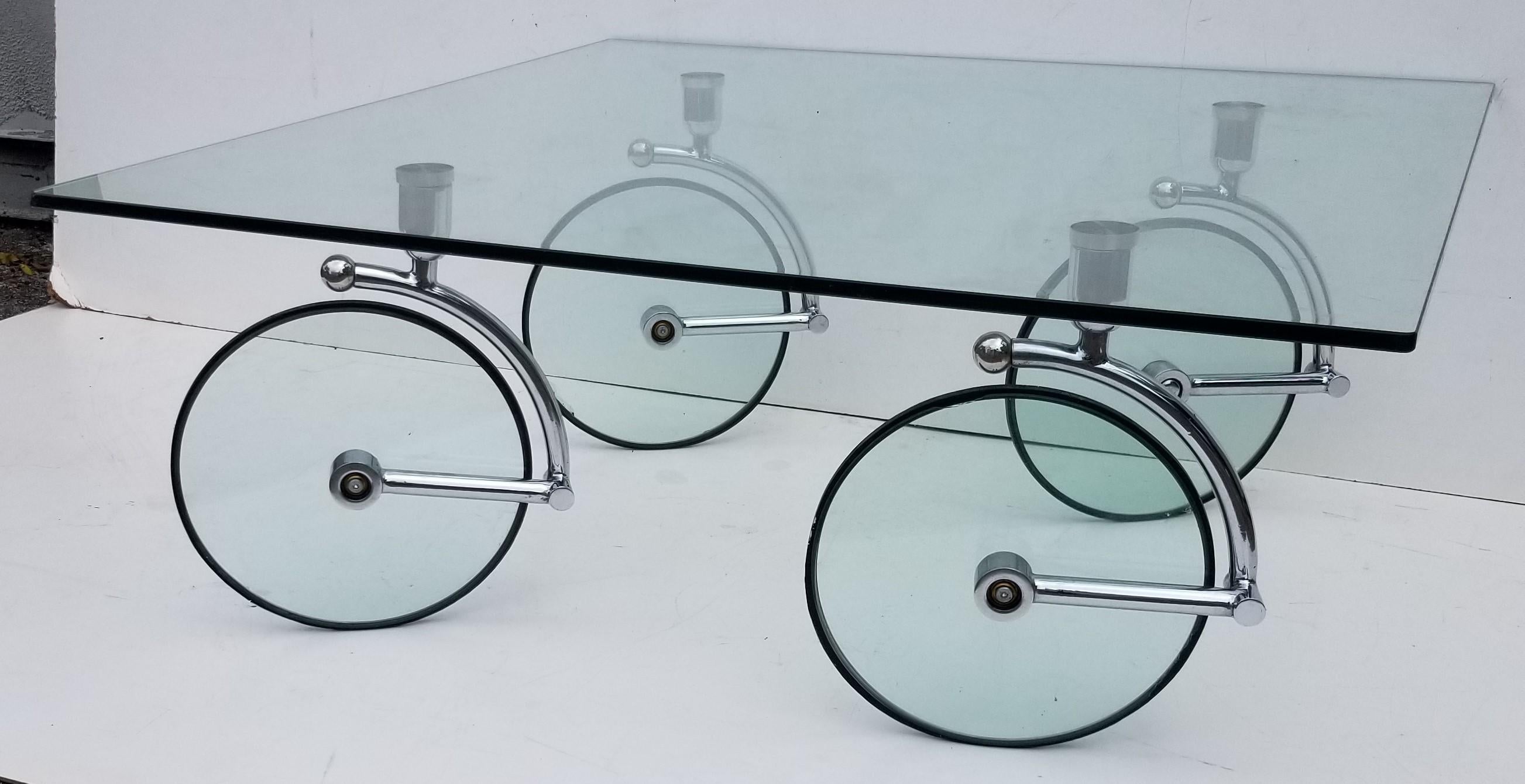 Fontana Arte 1970 Midcentury Glass and Chrome Coffee Table 6