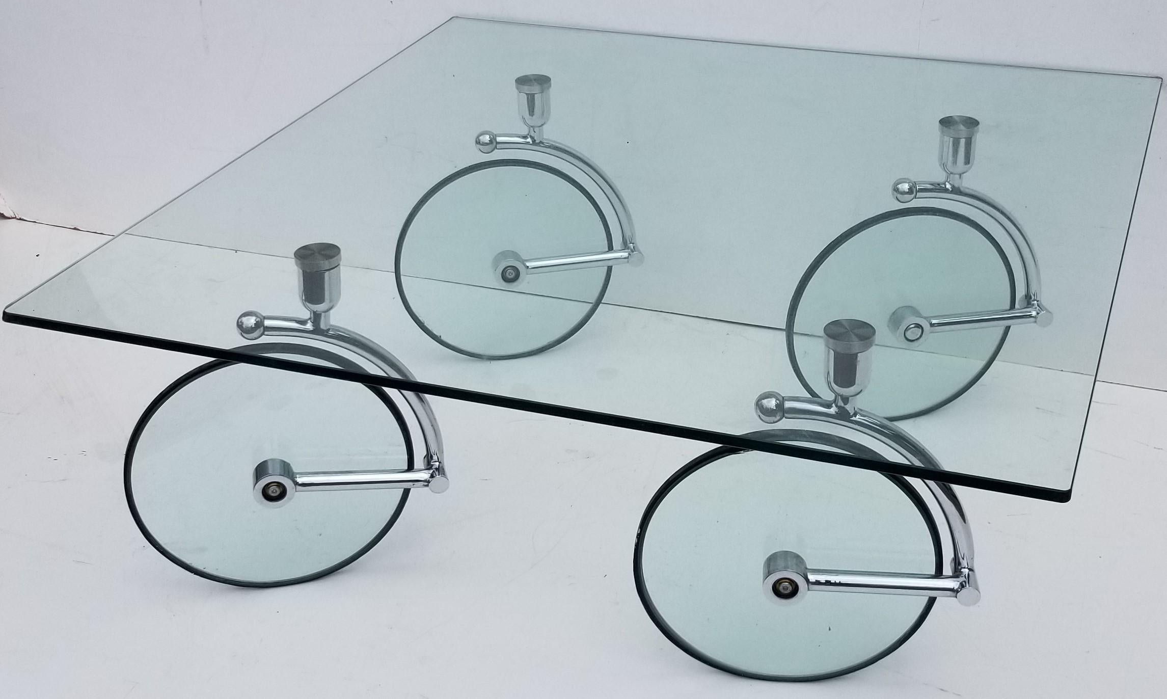 Mid-Century Modern Fontana Arte 1970 Midcentury Glass and Chrome Coffee Table