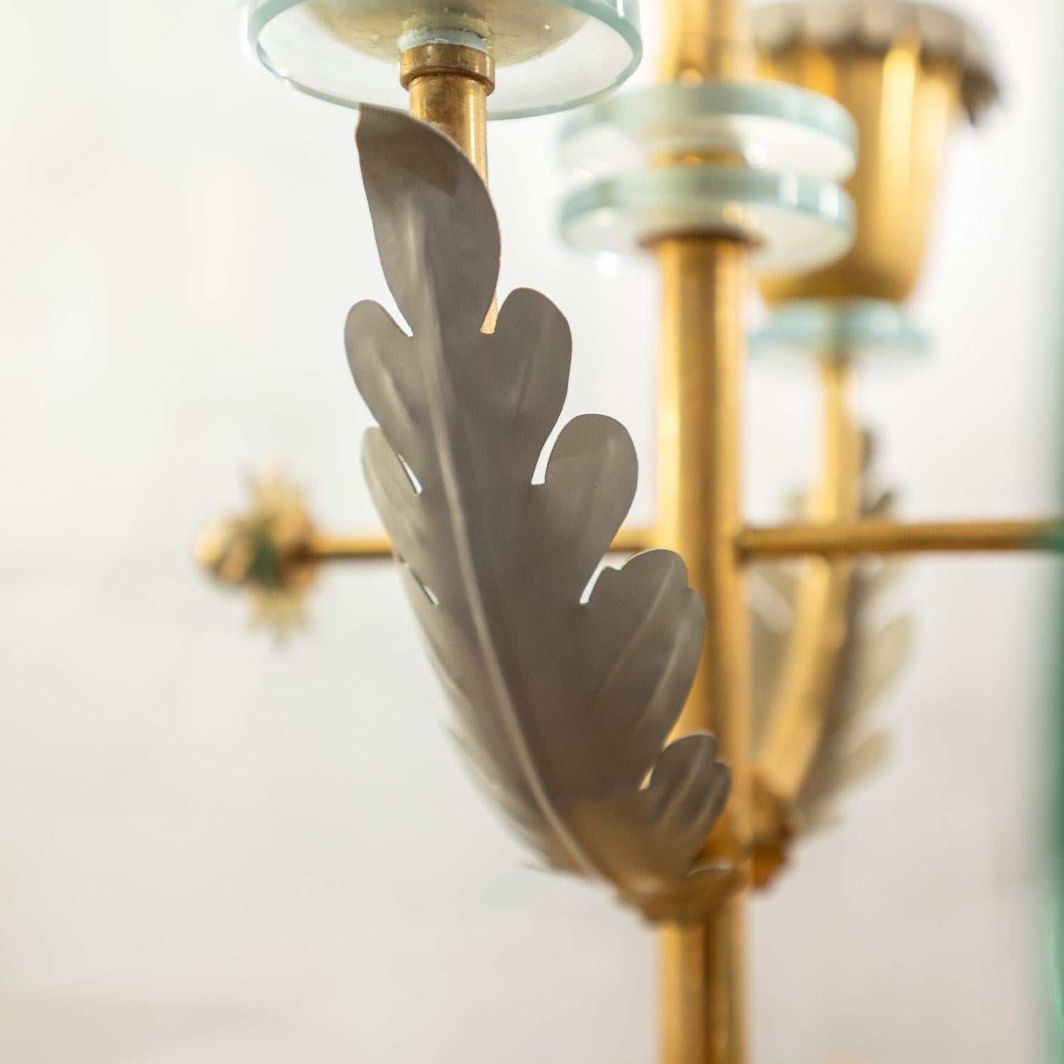 Fontana Arte 4 Light Glass and Brass Chandelier 1940s In Excellent Condition For Sale In New York, NY