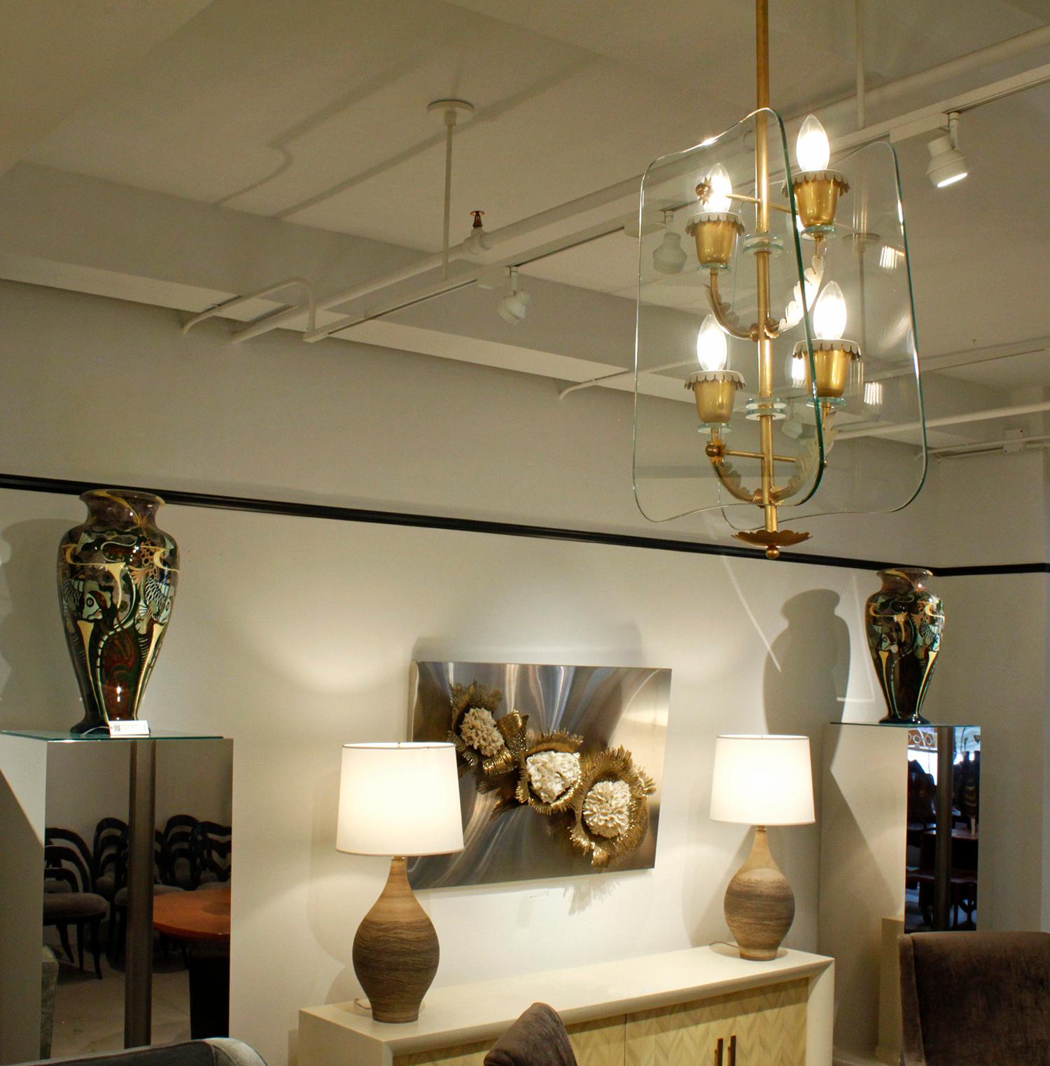 Fontana Arte 4-Light Pendant Brass Chandelier, 1940s In Excellent Condition For Sale In New York, NY