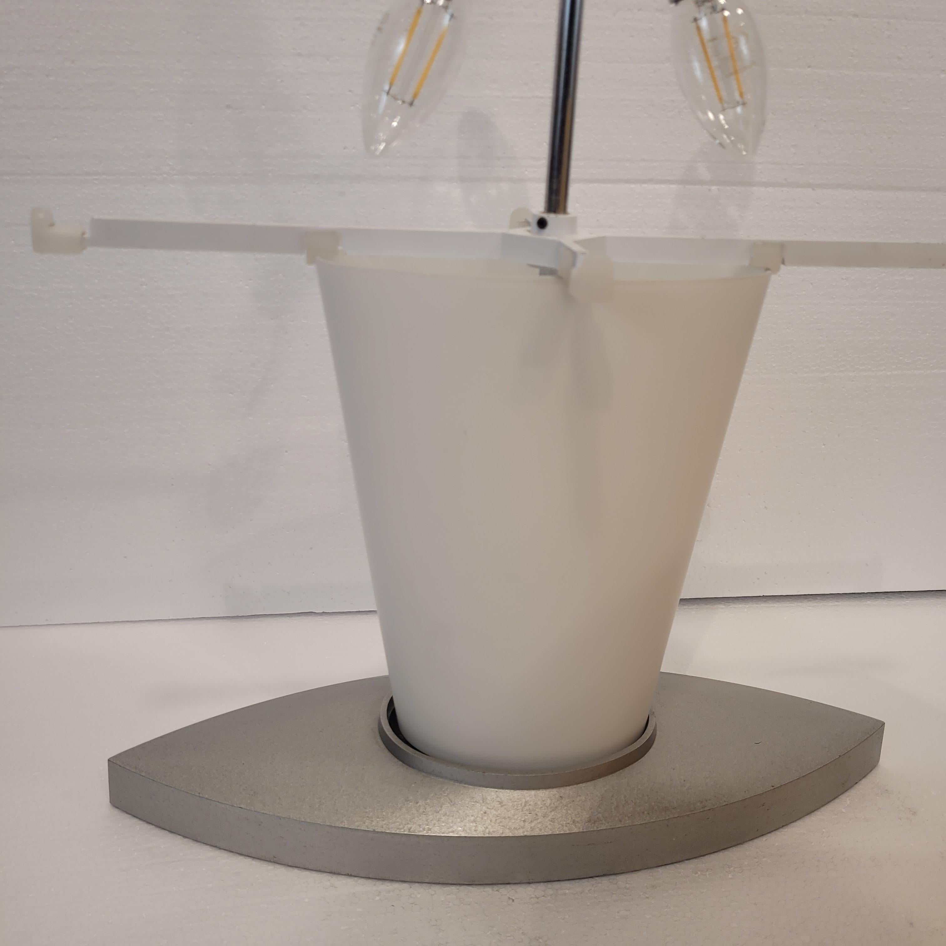 Fontana Arte ambra e bianco Lampada da tavolo italiana 