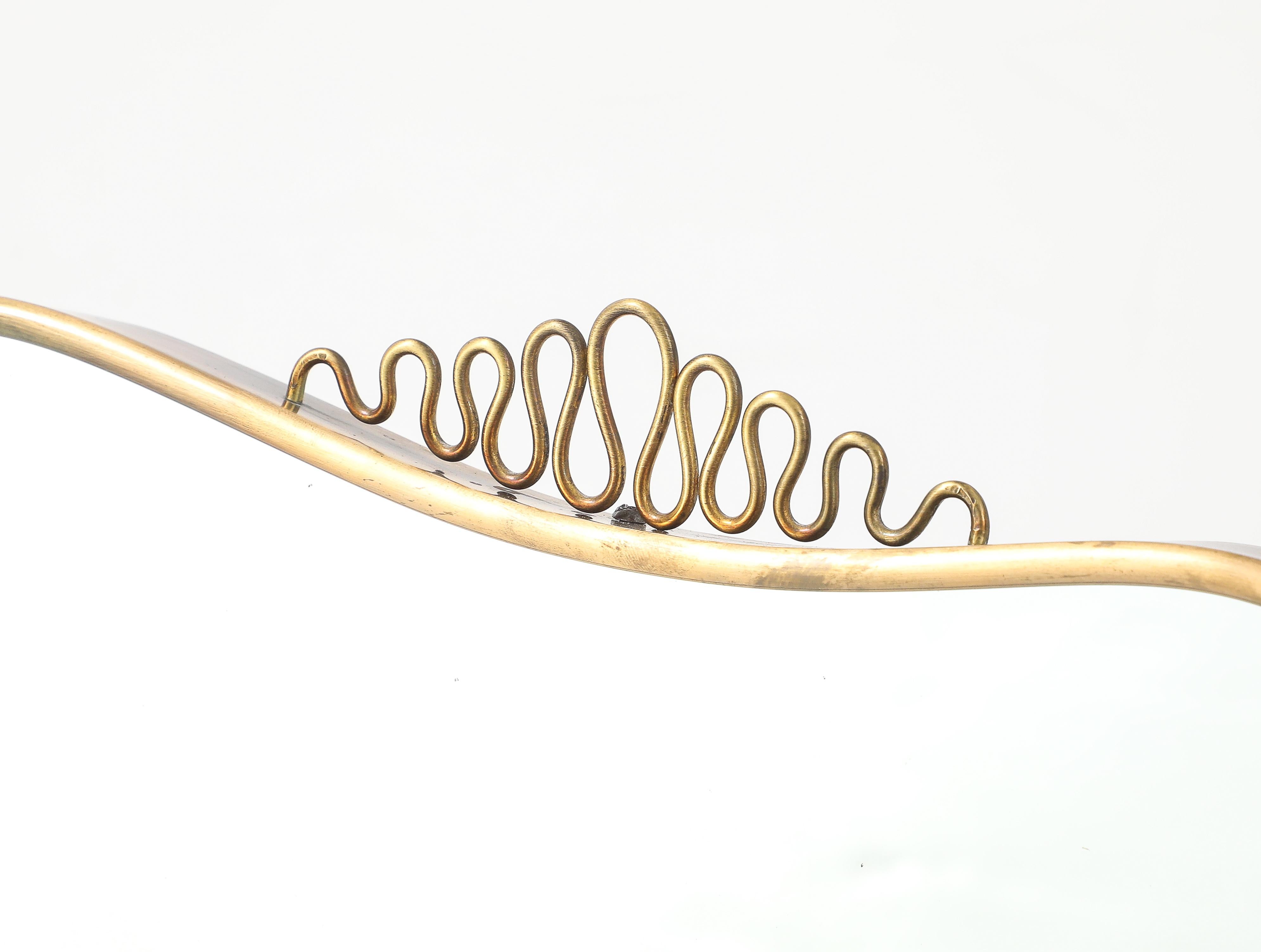 Raro espejo de tocador pivotante ajustable de latón Fontana Arte, Italia, años 40 en venta 3