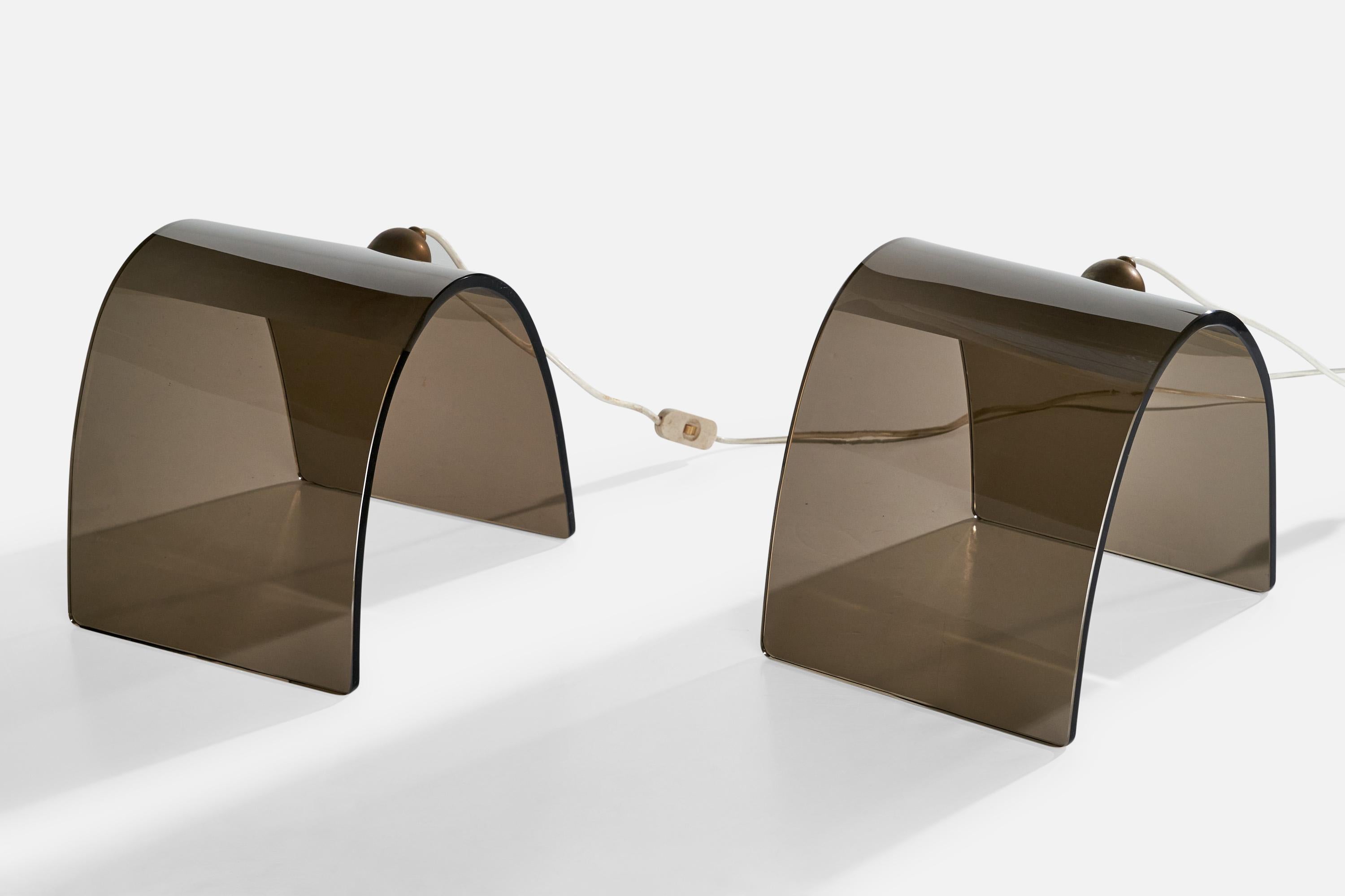 Atribución Fontana Arte, Lámparas de mesa, Vidrio, Latón, Italia, 1970s Italiano en venta