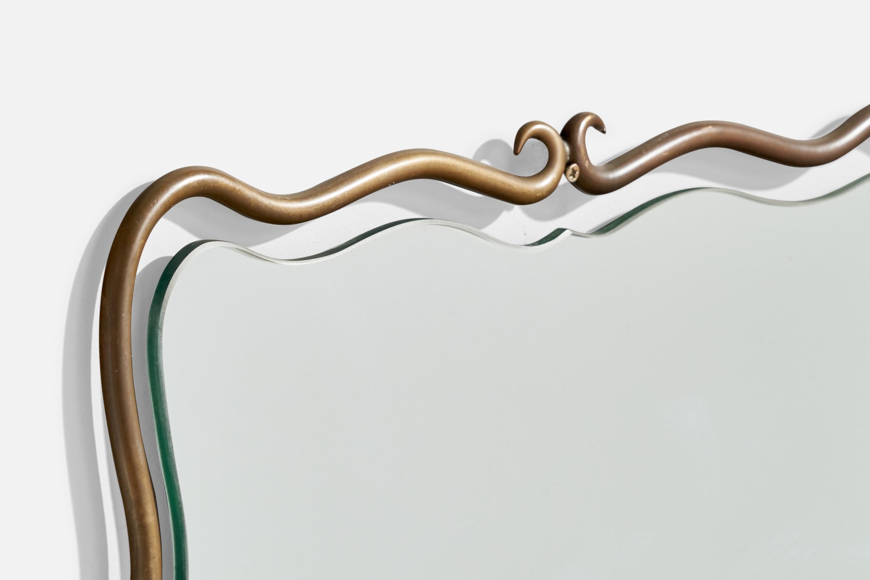 Fontana Arte Attribution, Specchio da parete, Ottone, Italia, anni '40 In condizioni buone in vendita a High Point, NC