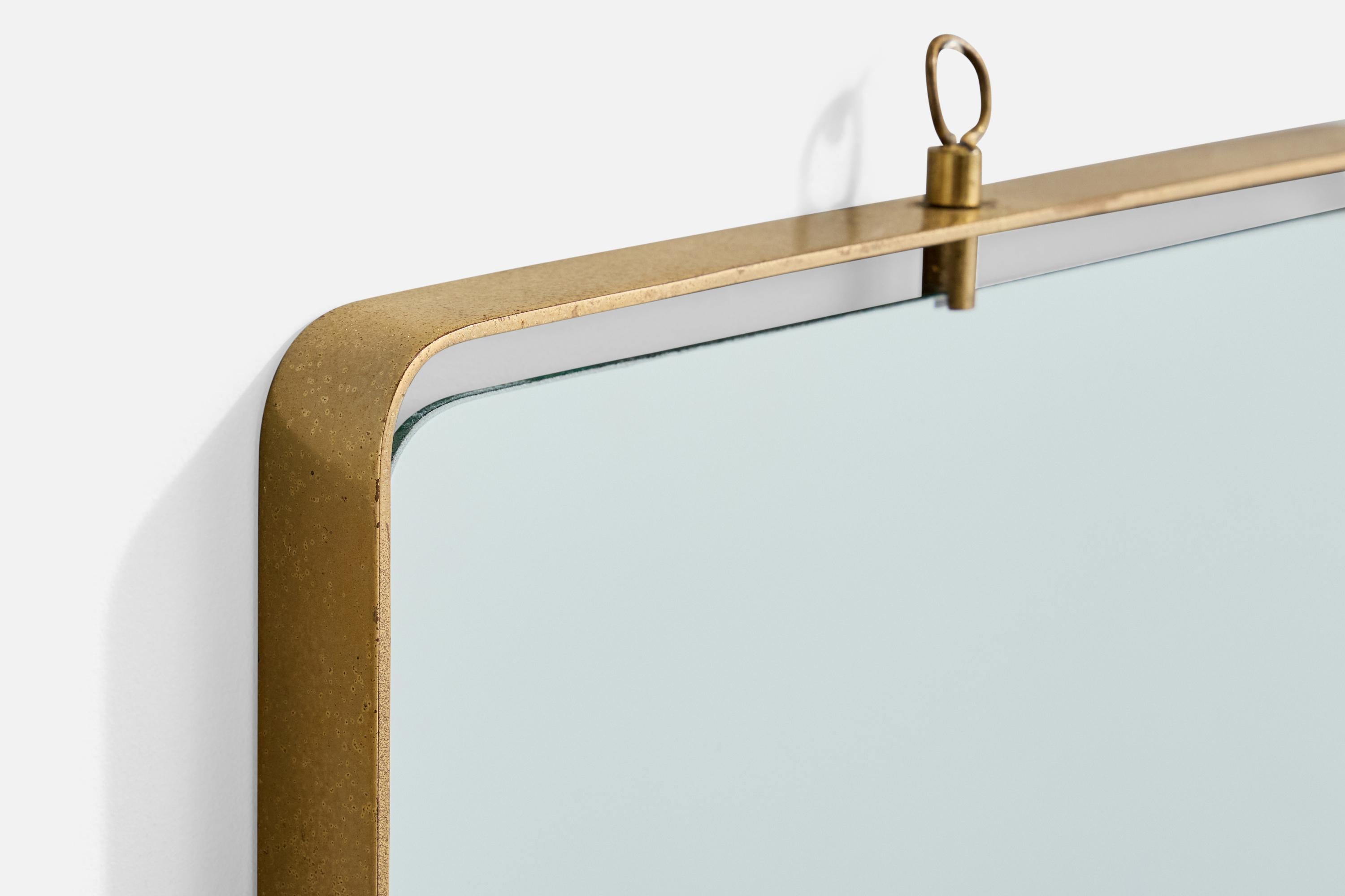 italien Attribuation Fontana Arte, miroir mural, laiton, Italie, années 1950 en vente