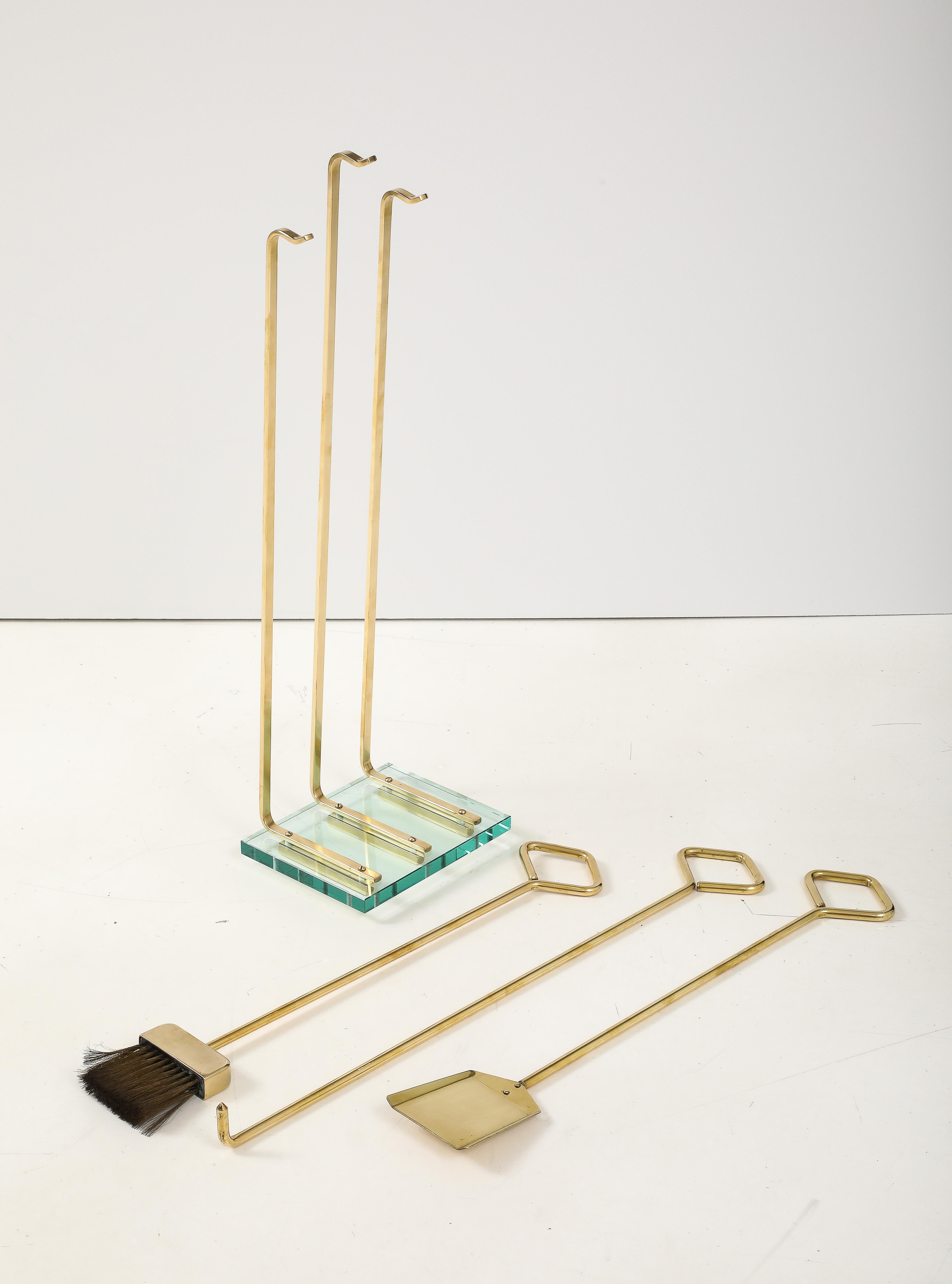 Modernistisches italienisches Kaminbesteck aus Messing und Glas von Fontana Arte im Angebot 4