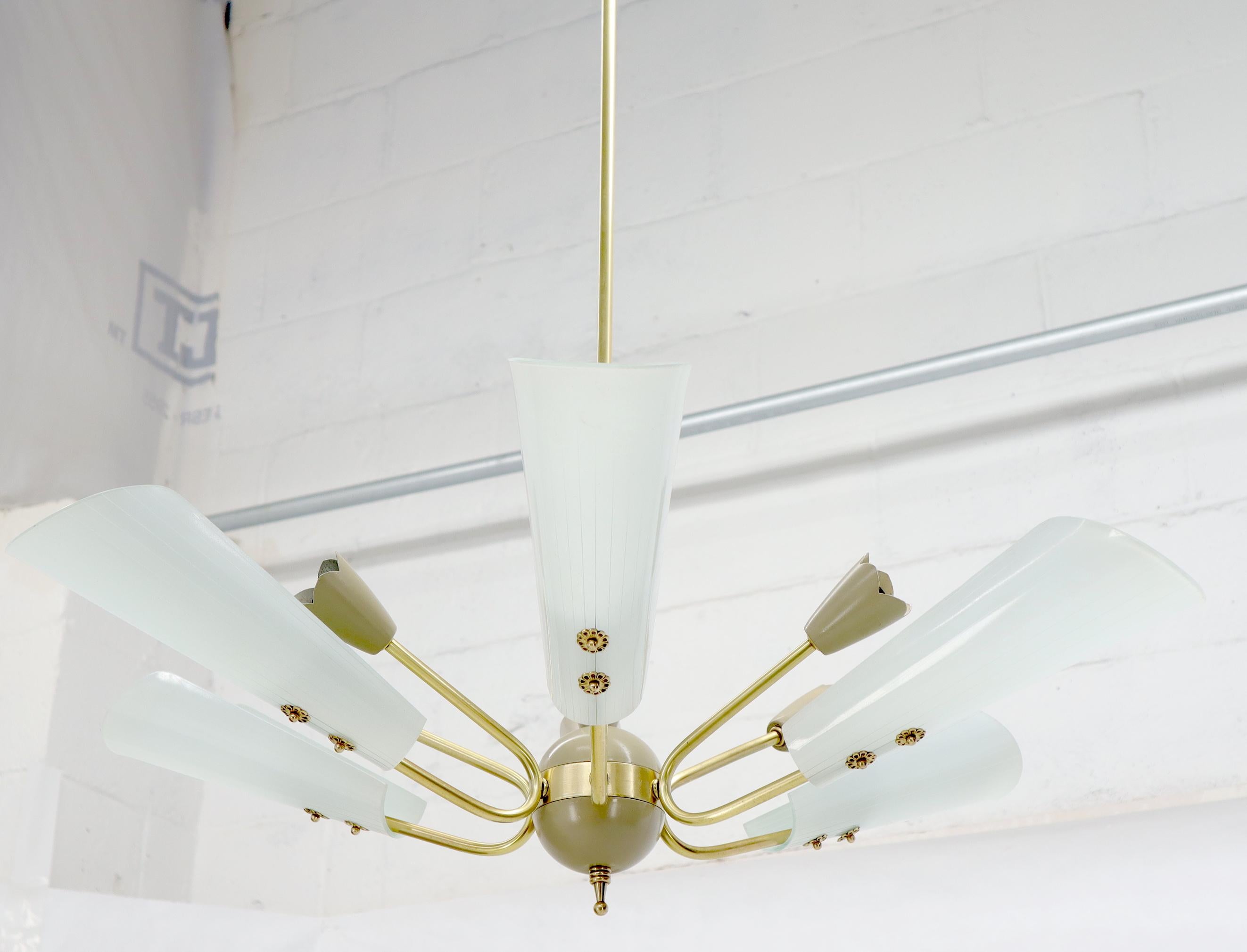 20th Century Fontana Arte Brass Sputnik Chandelier Light Fixture For Sale