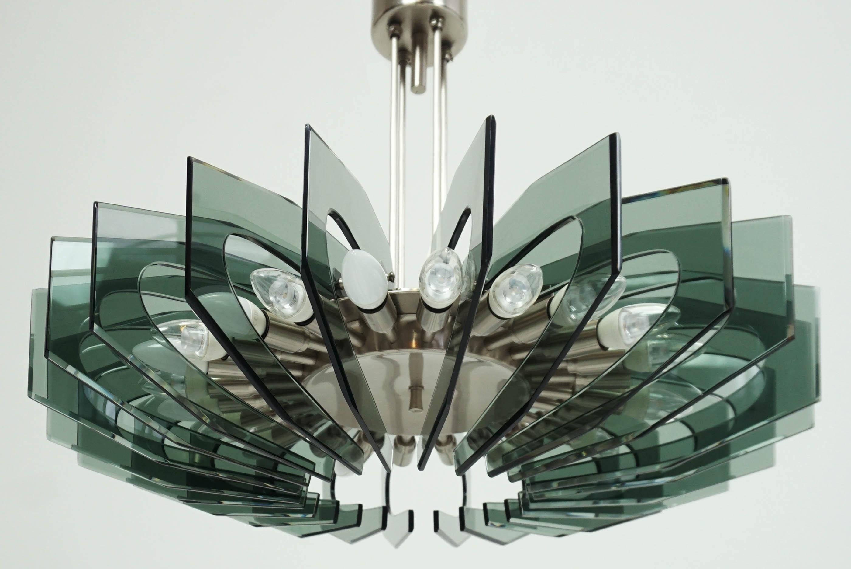 Impressive chandelier in the style of Fontana Arte in perfect conditions.