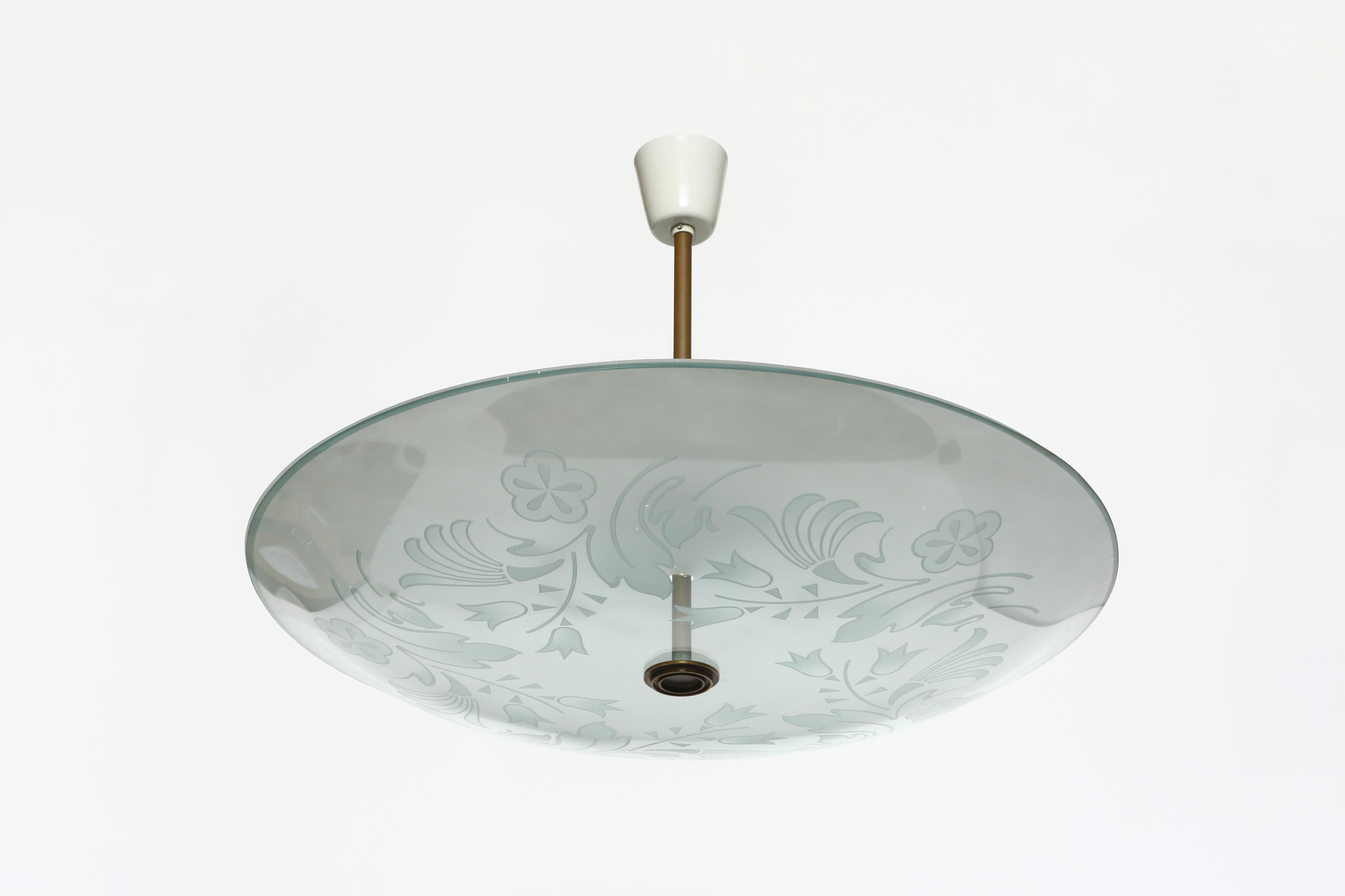 Plafonnier à suspension Fontana Arte by Pietro Chiesa, Italie circa 1940s Bon état - En vente à Brooklyn, NY