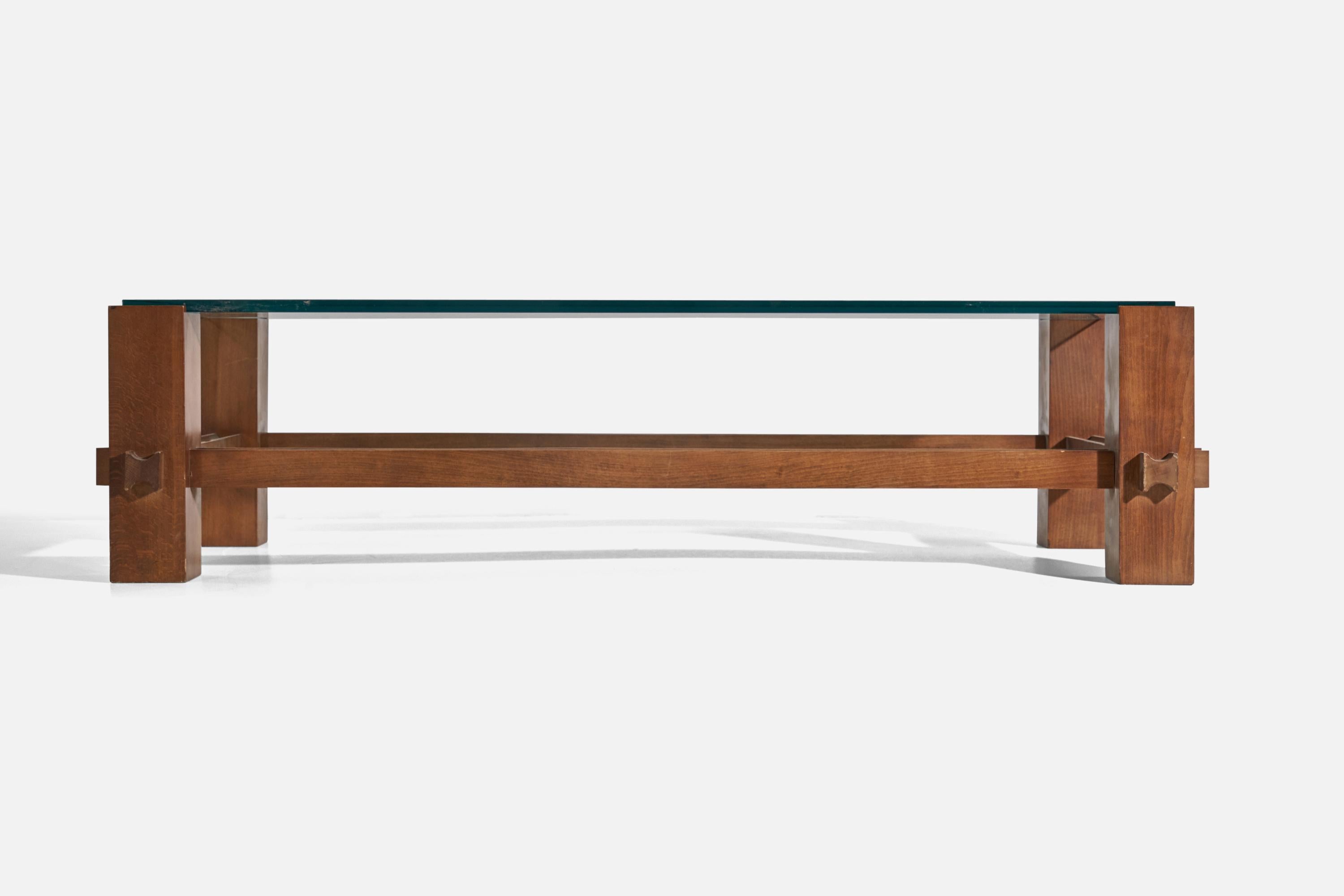 Milieu du XXe siècle Table basse Fontana Arte, Mod. 2461, noyer, cristal, Italie, années 1960 en vente