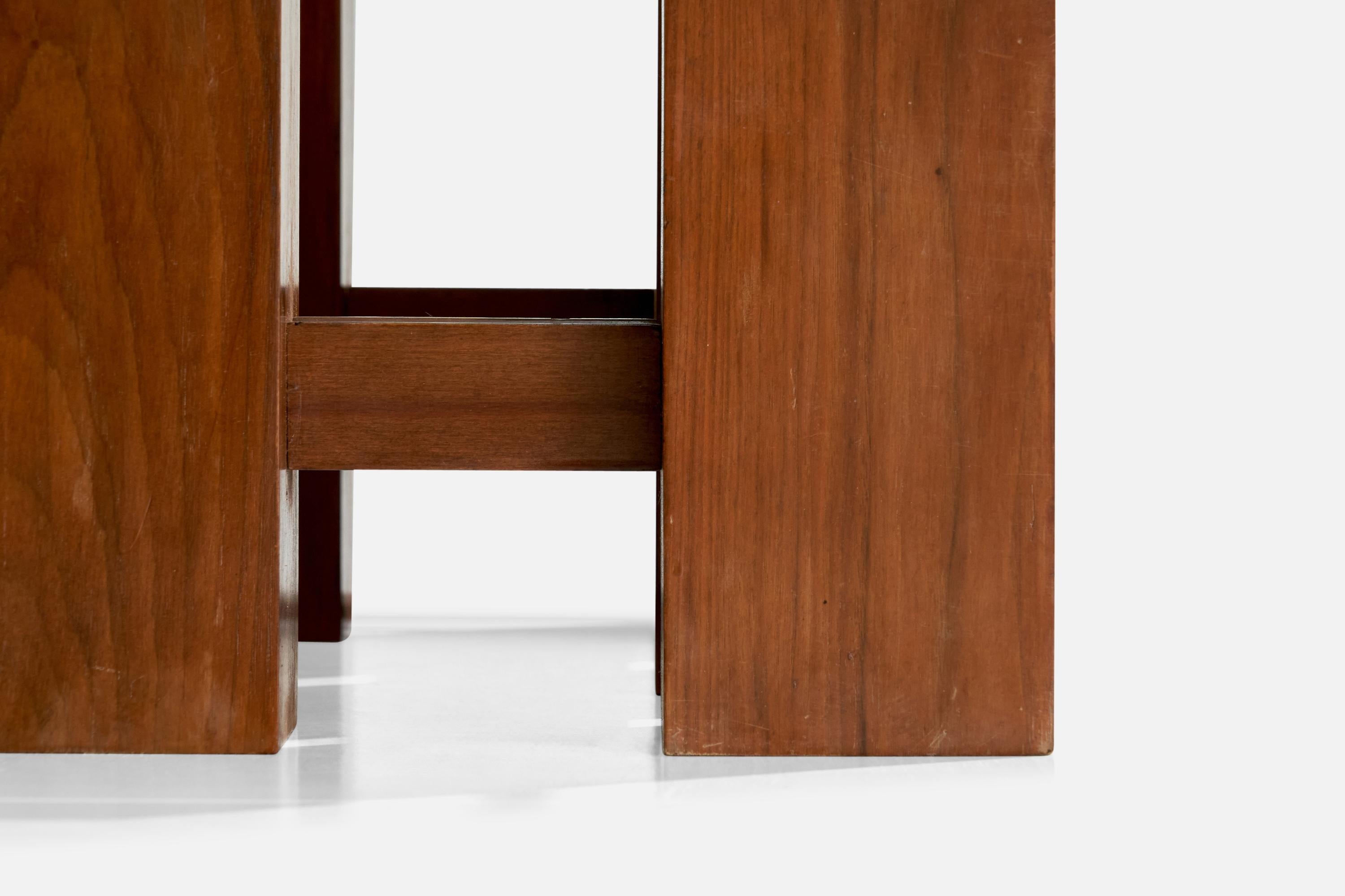 Fontana Arte, Coffee Table, Walnut, Glass, Italy, 1960s In Good Condition For Sale In High Point, NC