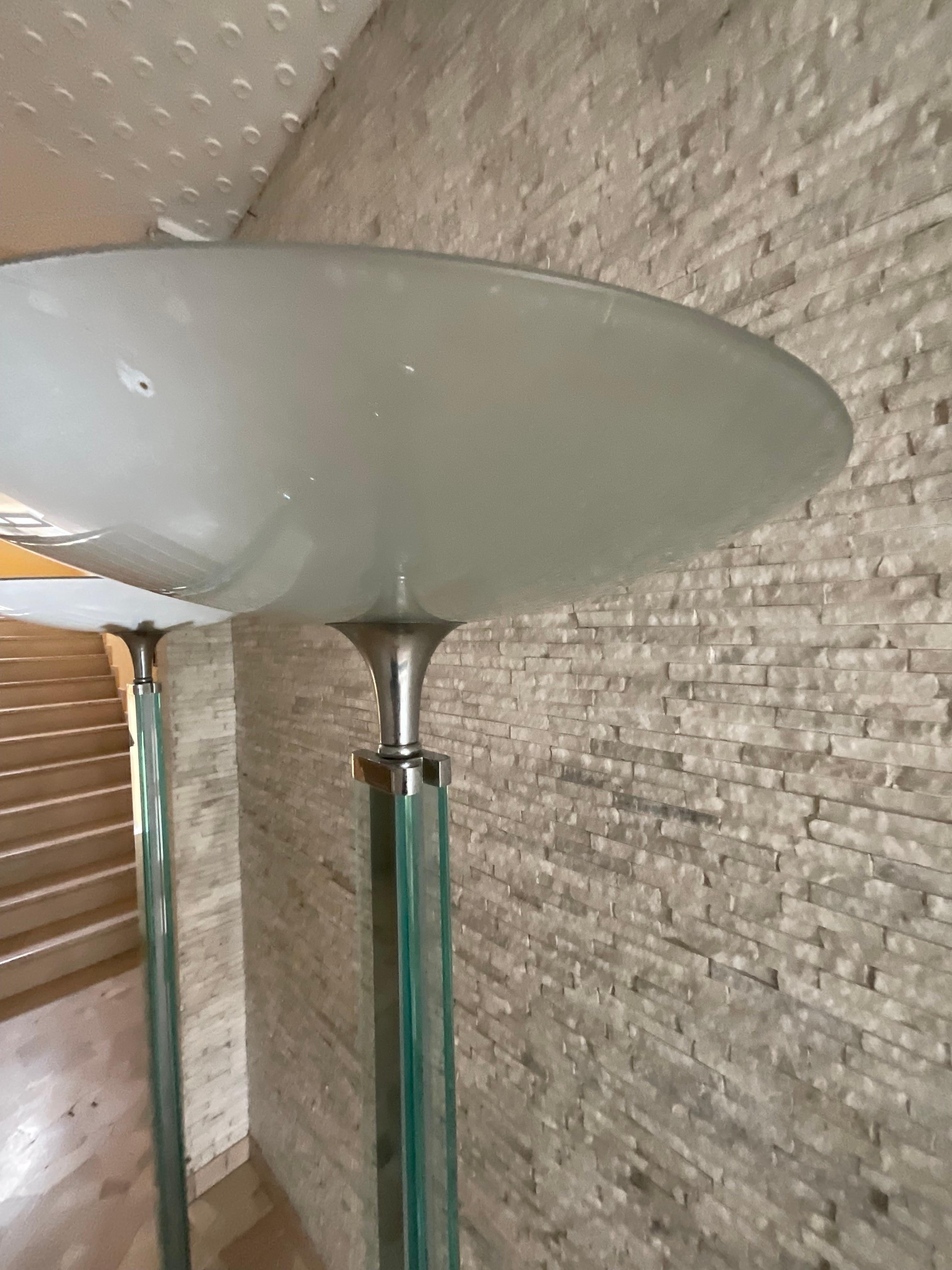 FONTANA ARTE - Paar Stehlampen - MADE IN ITALY 1970. (Stahl)