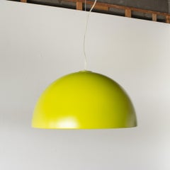 Fontana Arte Cupola Y2K Stil Farbe Space Alter