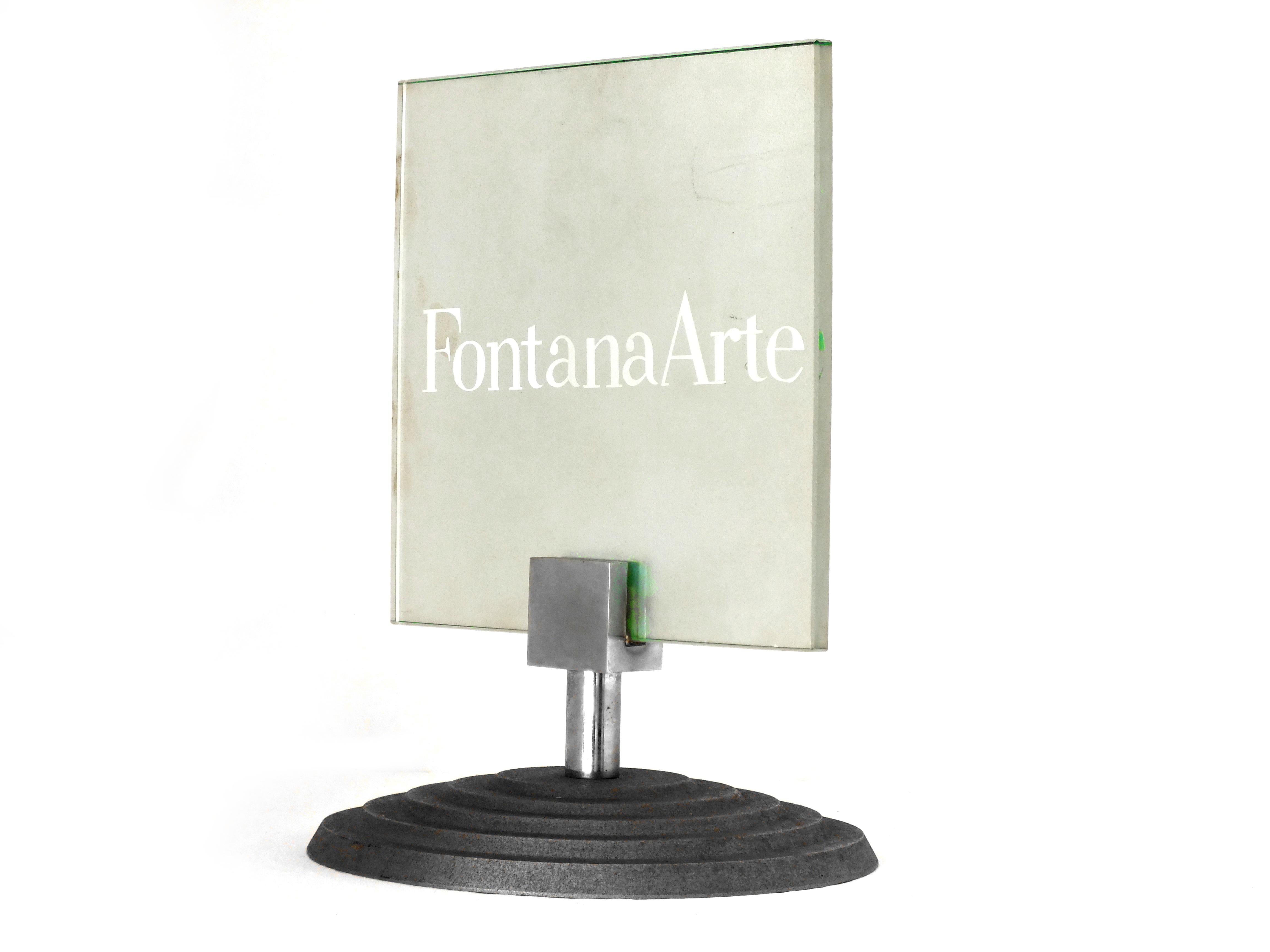 Fontana Arte diseño muy raro Grabado  carteles de mesa de cristal para galería años '80 Italiano en venta