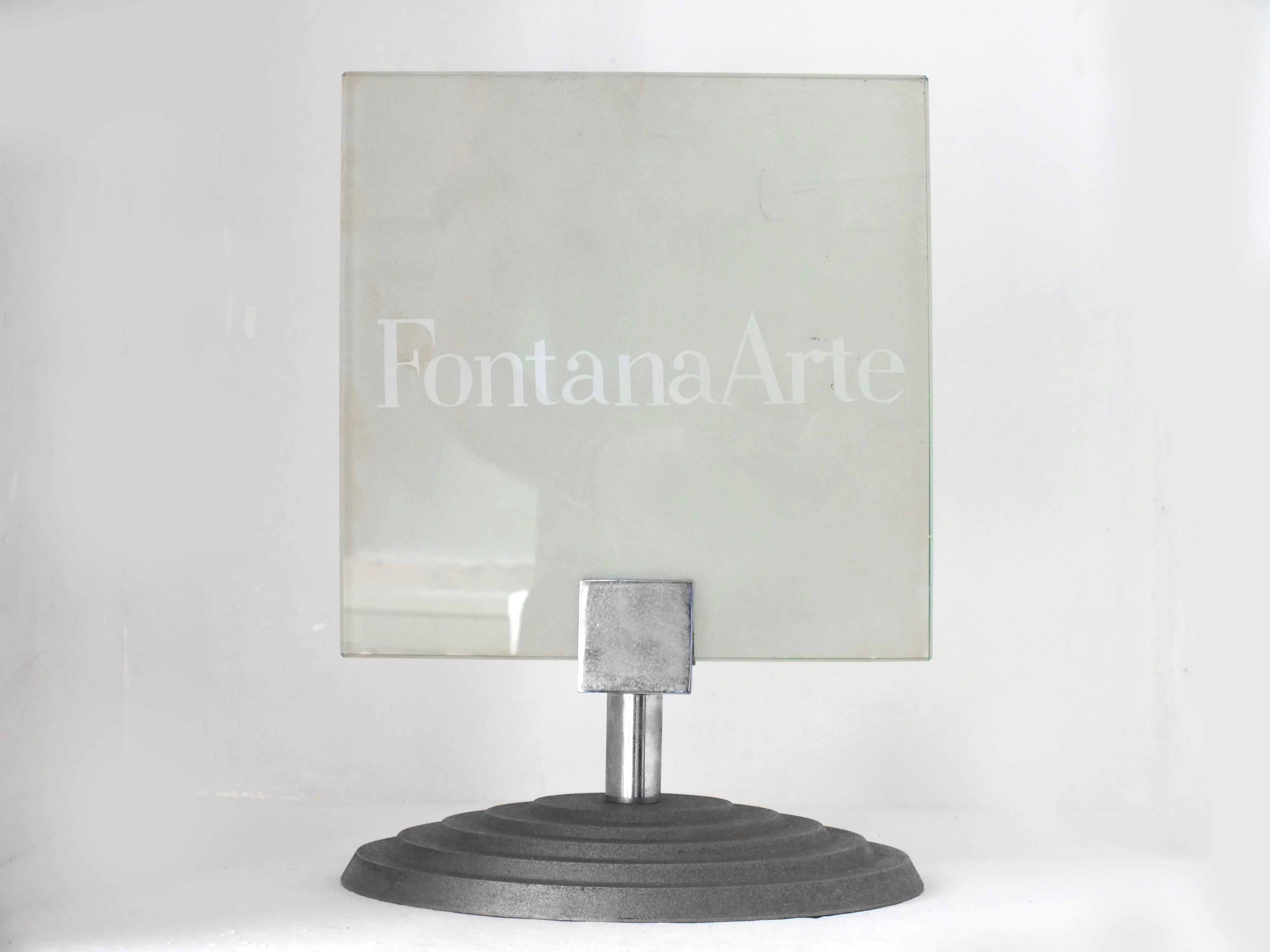 Fontana Arte diseño muy raro Grabado  carteles de mesa de cristal para galería años '80 finales del siglo XX en venta