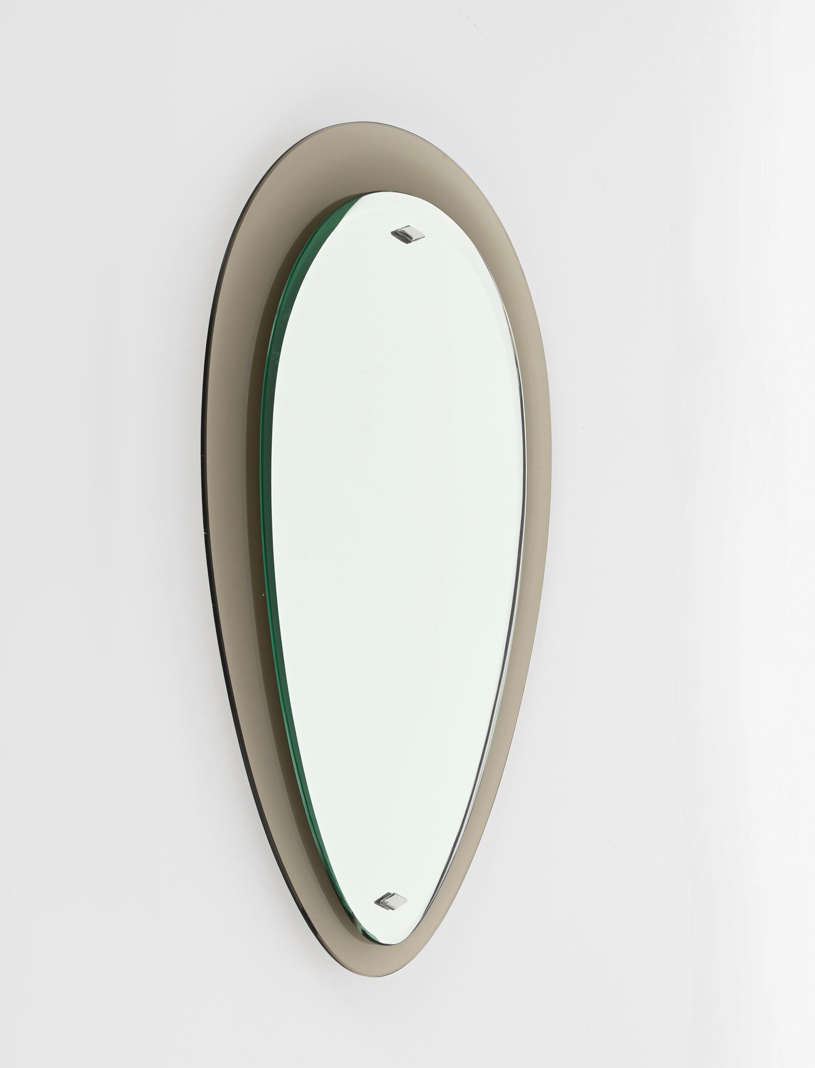 Hand-Crafted Fontana Arte Dove Grey Italian Oval Beveled Mirror by Max Ingrand, Italy 1950s