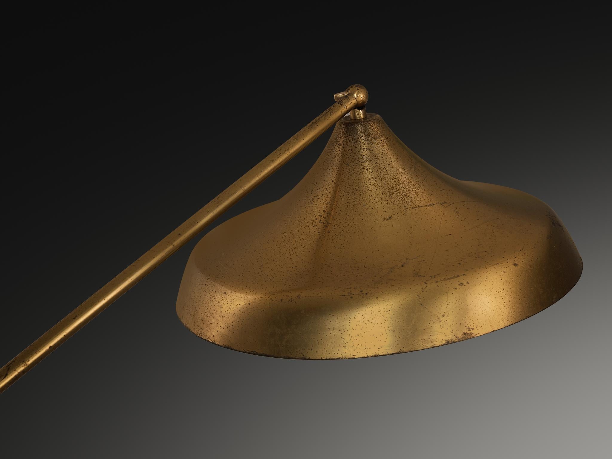 Lámpara de pie Fontana Arte de latón patinado y cristal Moderno de mediados de siglo