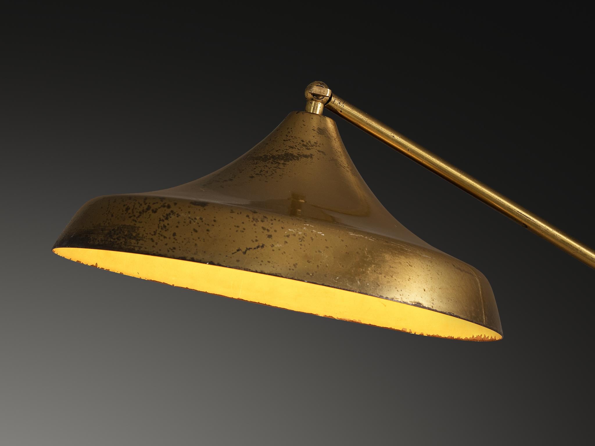 Lámpara de pie Fontana Arte de latón patinado y cristal Italiano