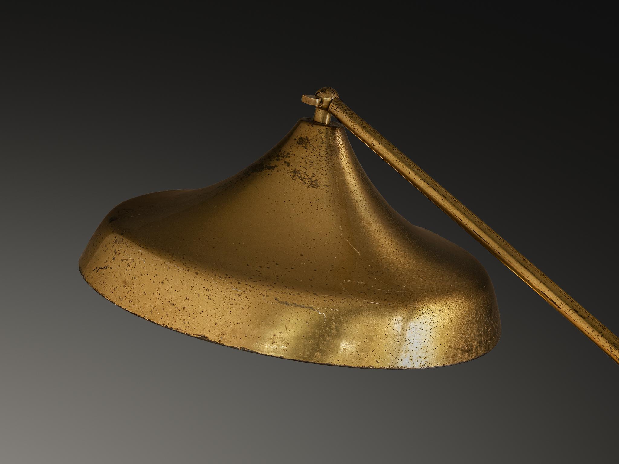 Lámpara de pie Fontana Arte de latón patinado y cristal Latón