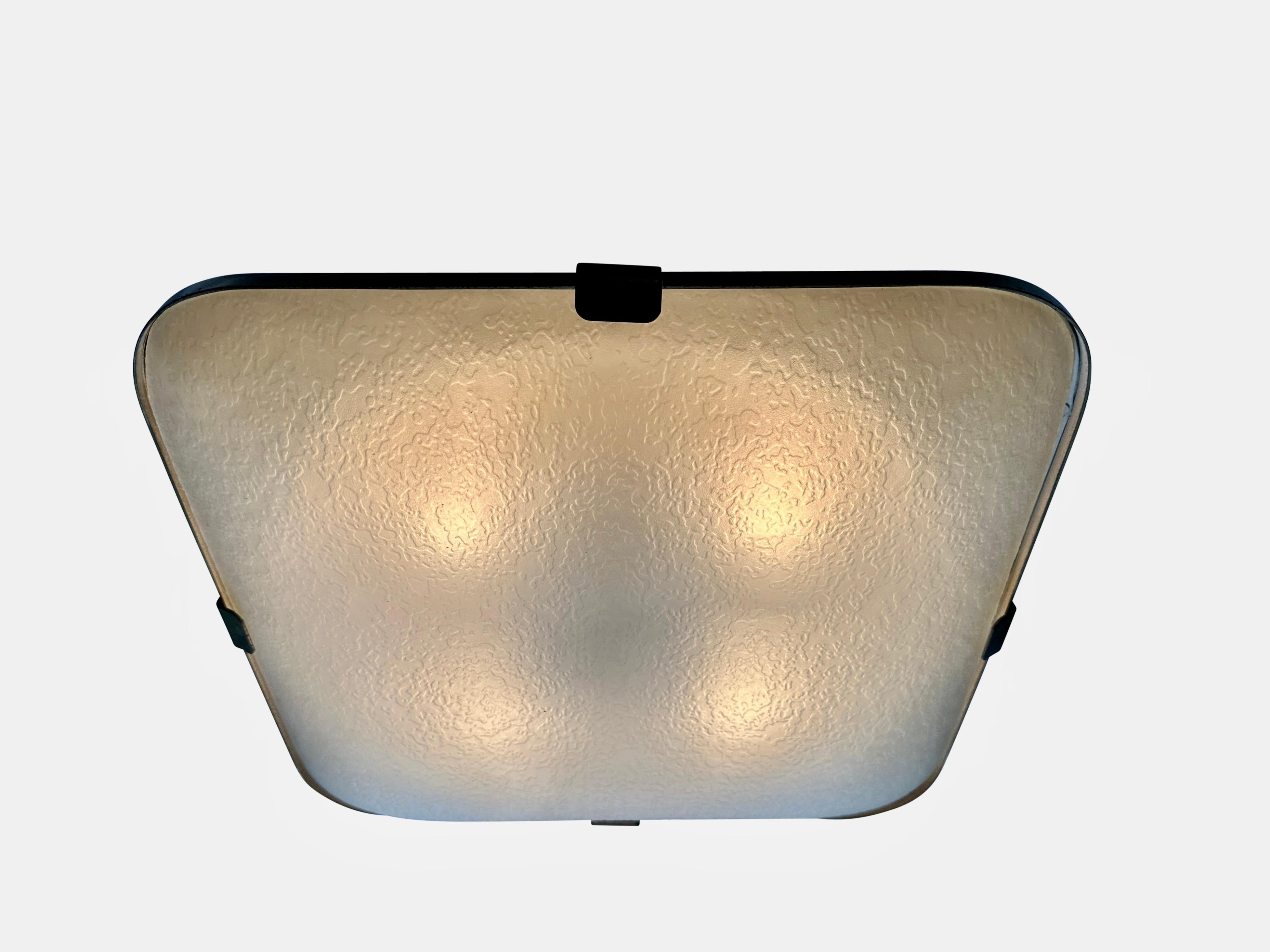 Émaillé Plafonnier à encastrer de Fontana Arte Model No 1485, Italie vers les années 1960 en vente