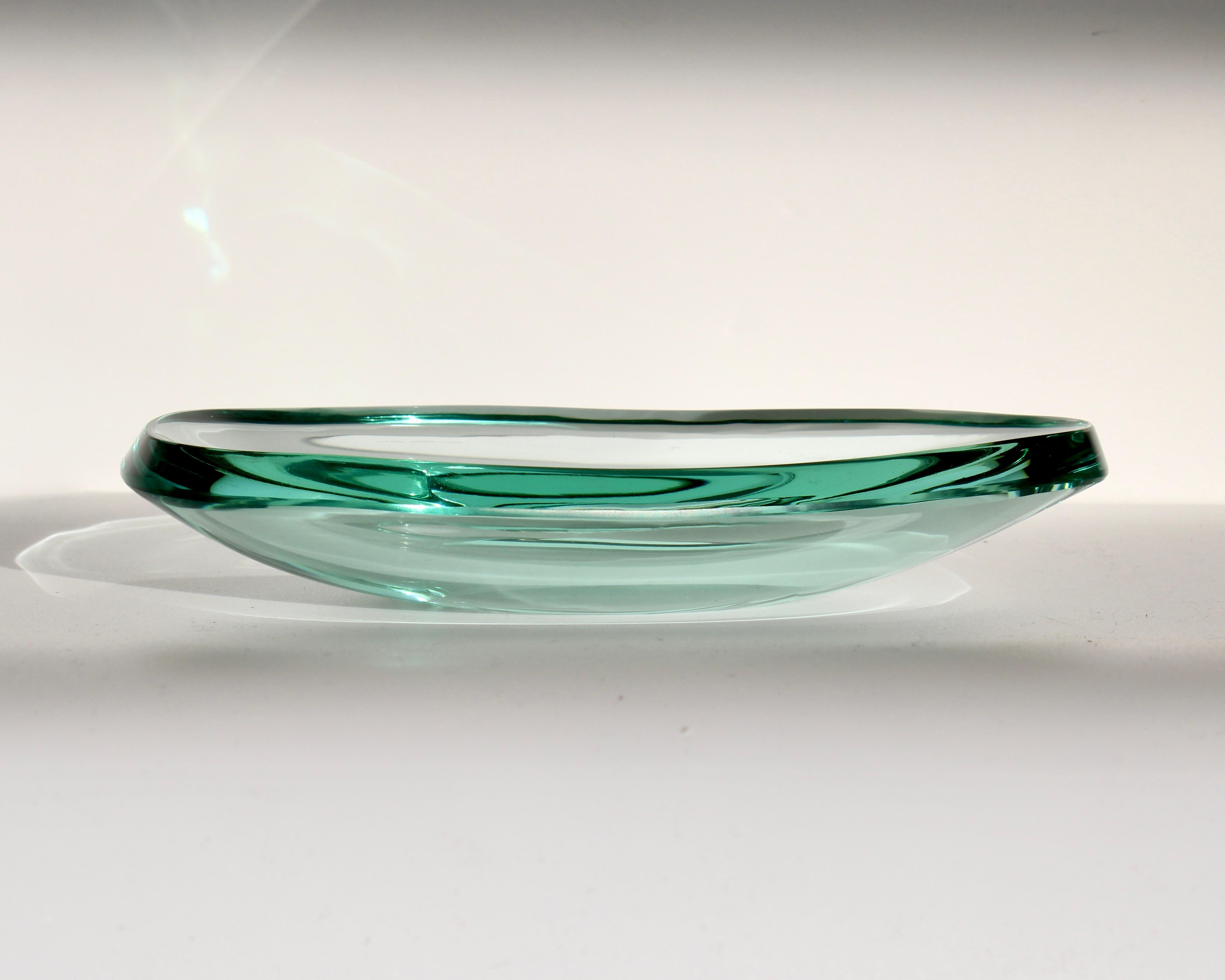 Milieu du XXe siècle Plat ou Vide Poche en verre de Fontana Arte par Max Ingrand en vente