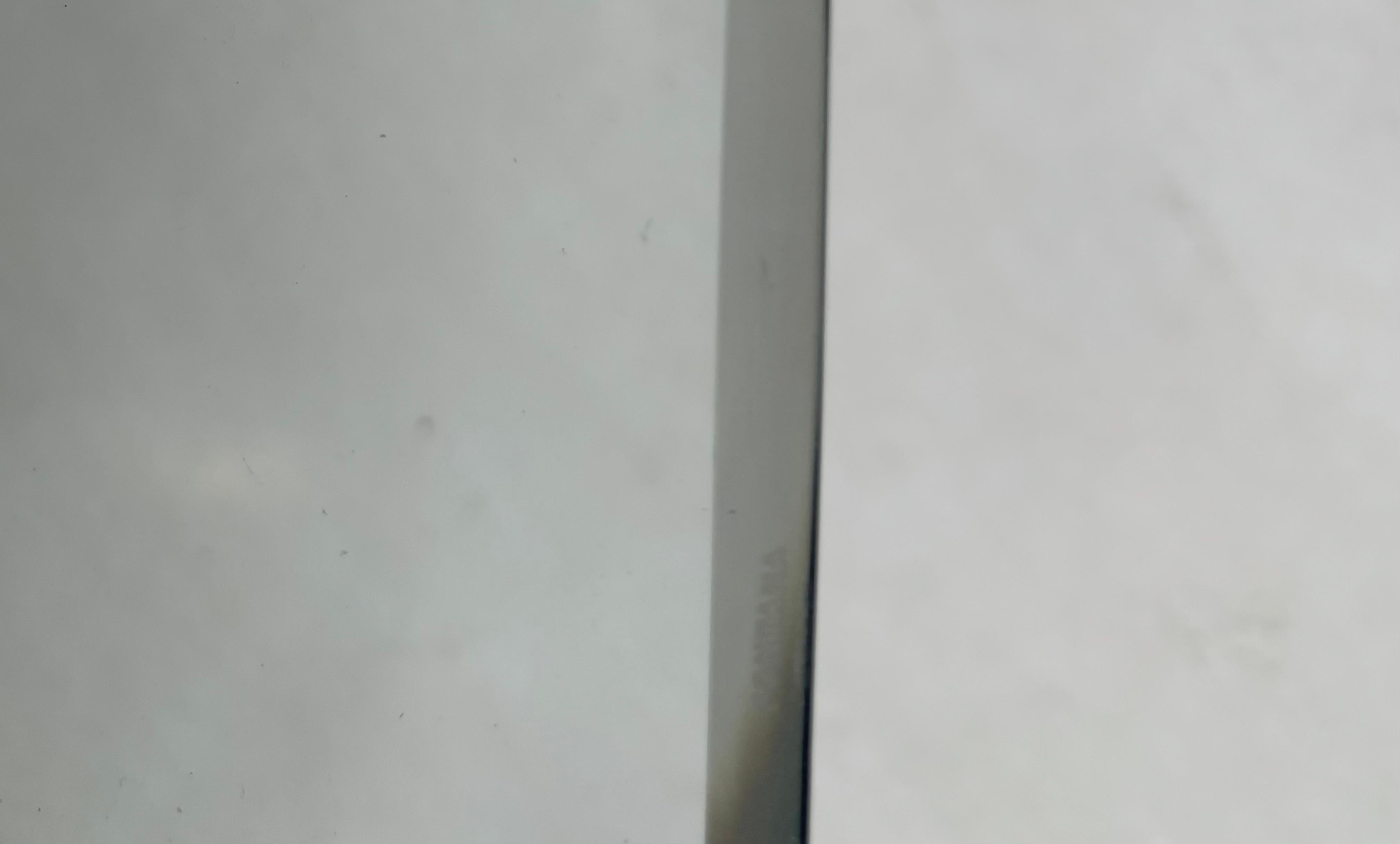 Fontana Arte , großer Glasaufsatz / Tablett , Säurezeichen . (Handgefertigt) im Angebot