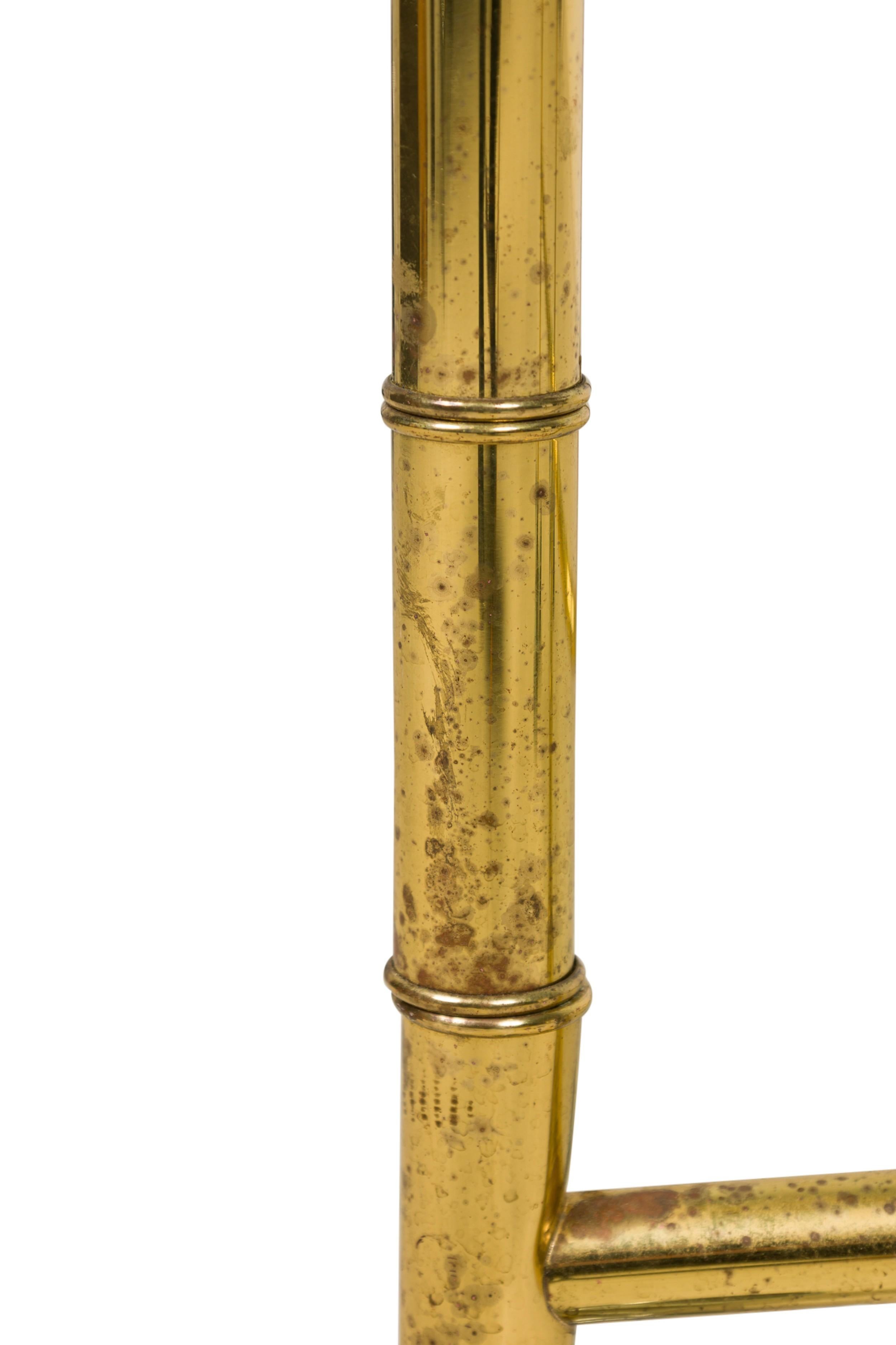 Fontana Arte Italienisch Mitte des Jahrhunderts Messing und Glas Low / Couchtisch im Angebot 4