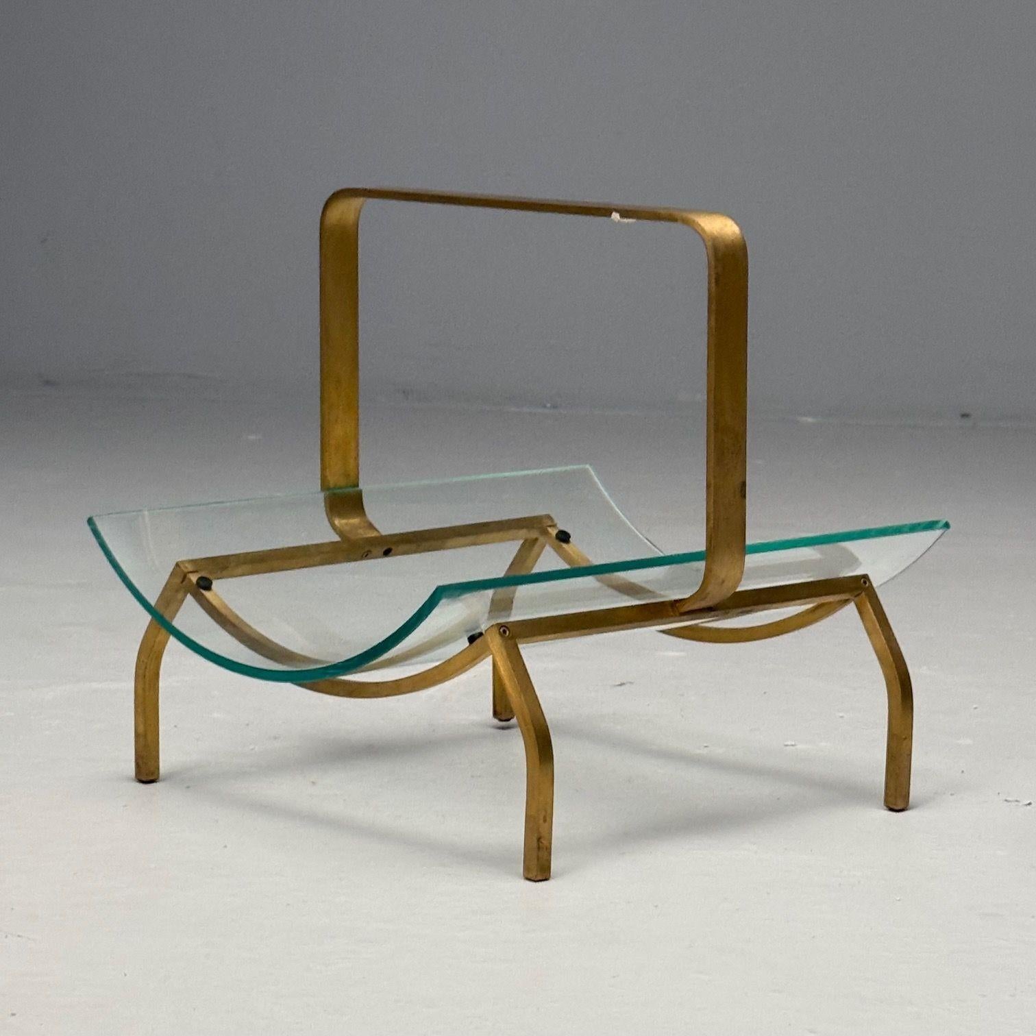 Fontana Arte, Italienische Mitte des Jahrhunderts Modern, Zeitschriftenständer, Messing, Glas, 1970er

Dieser italienische Zeitschriftenständer aus der Mitte des Jahrhunderts von Fontana Arte ist eine wunderbare Mischung aus Form und Funktion. Der