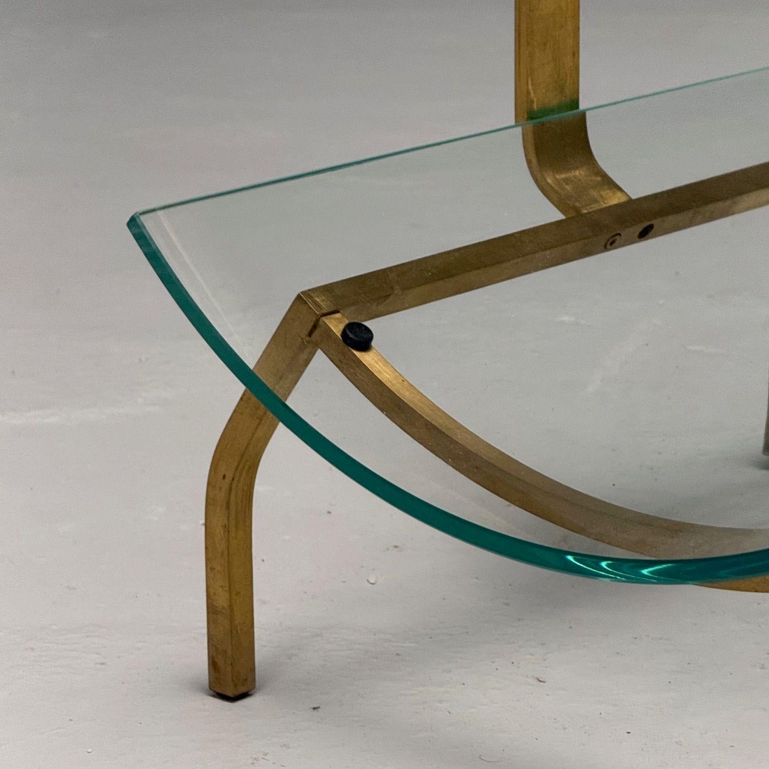 Fontana Arte, Italienische Mitte des Jahrhunderts Modern, Zeitschriftenständer, Messing, Glas, 1970er im Angebot 1