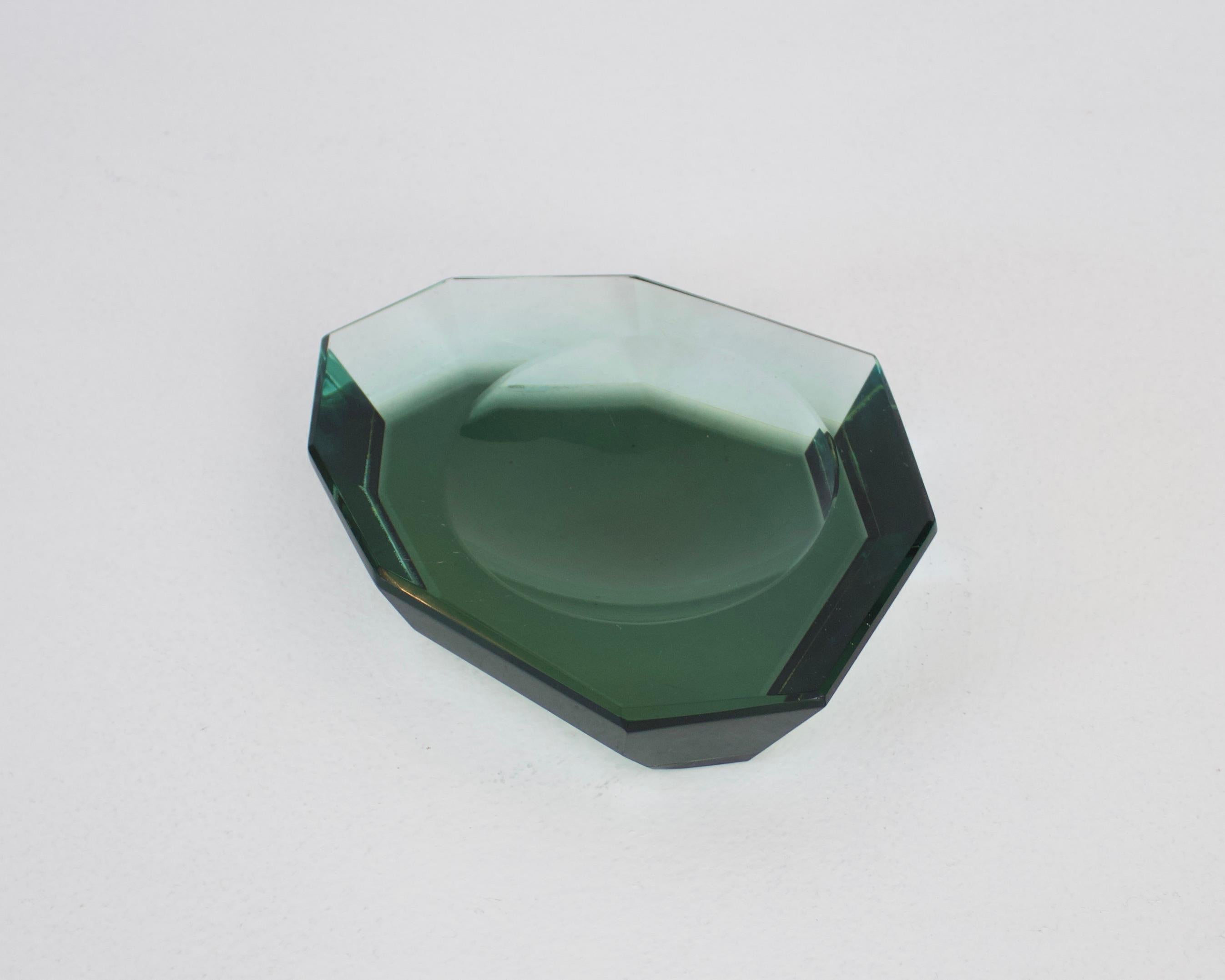 Max Ingrand for Fontana Arte Italian Nine Facets Glass Dish, circa 1950 For Sale 7