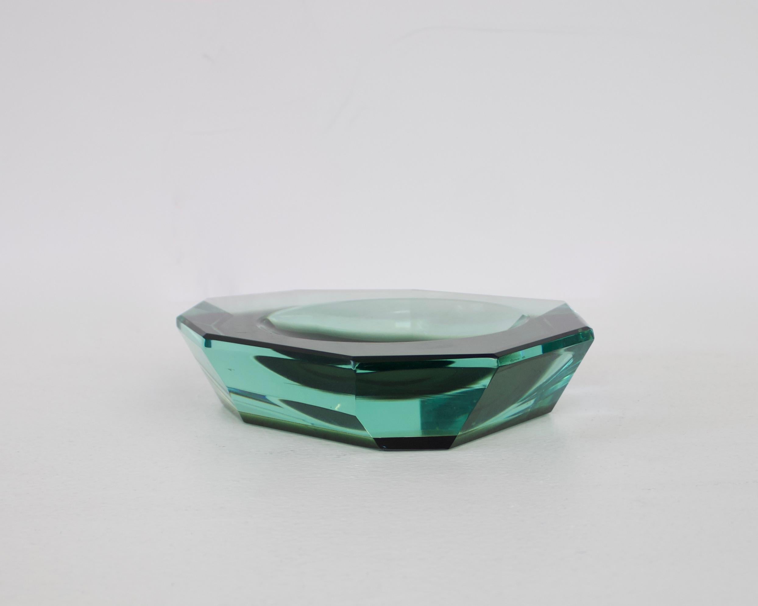 Max Ingrand for Fontana Arte Italian Nine Facets Glass Dish, circa 1950 For Sale 8