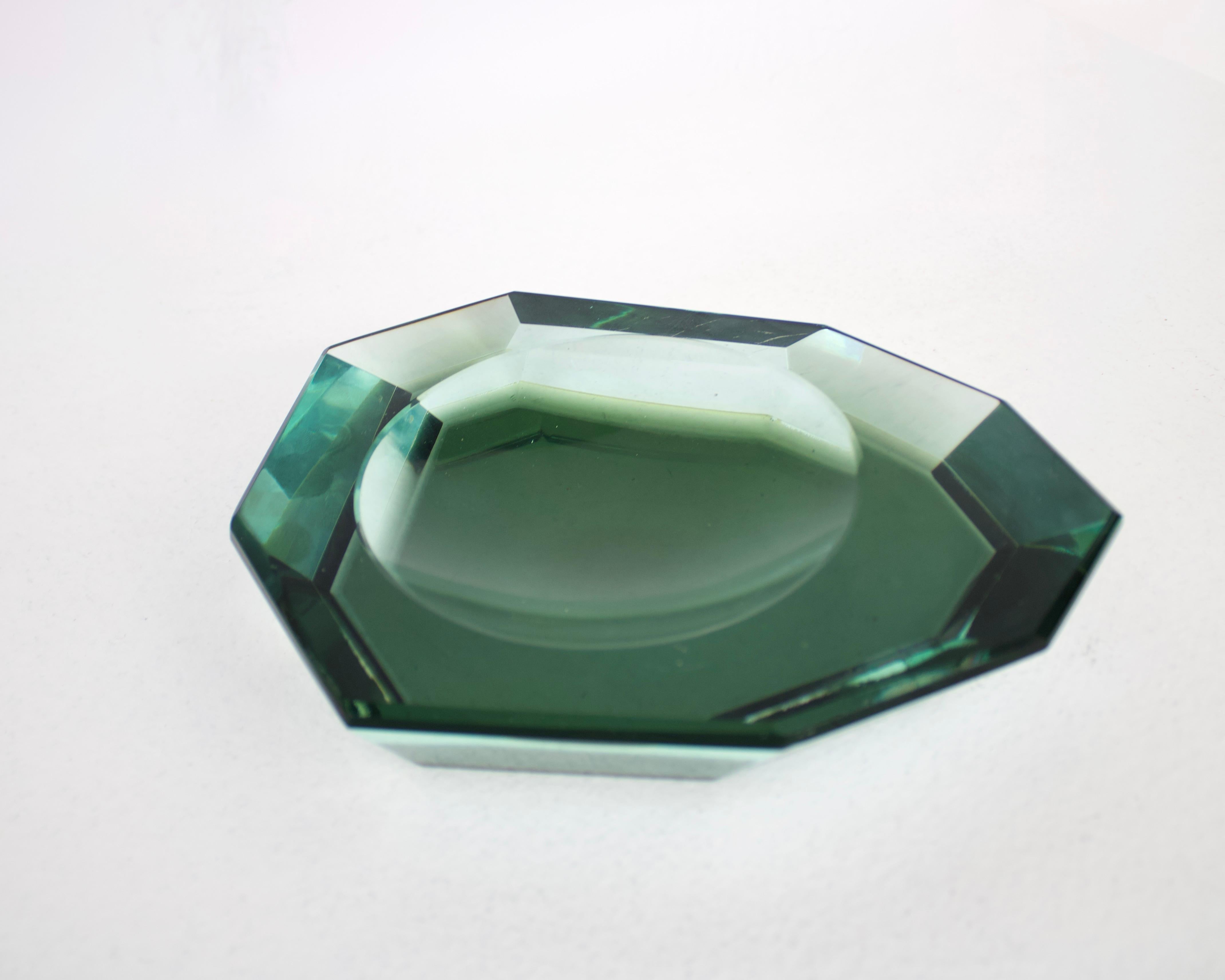 Max Ingrand for Fontana Arte Italian Nine Facets Glass Dish, circa 1950 For Sale 10