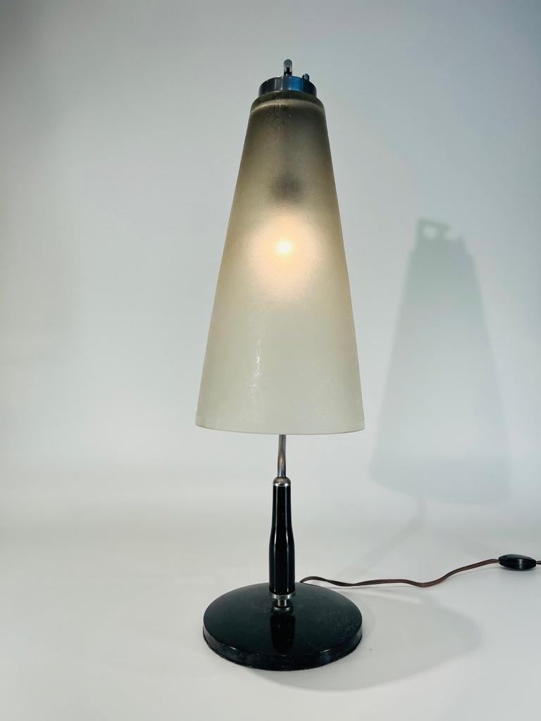 Other Italian white 1960 glass, marble and wood table lamp. For Sale