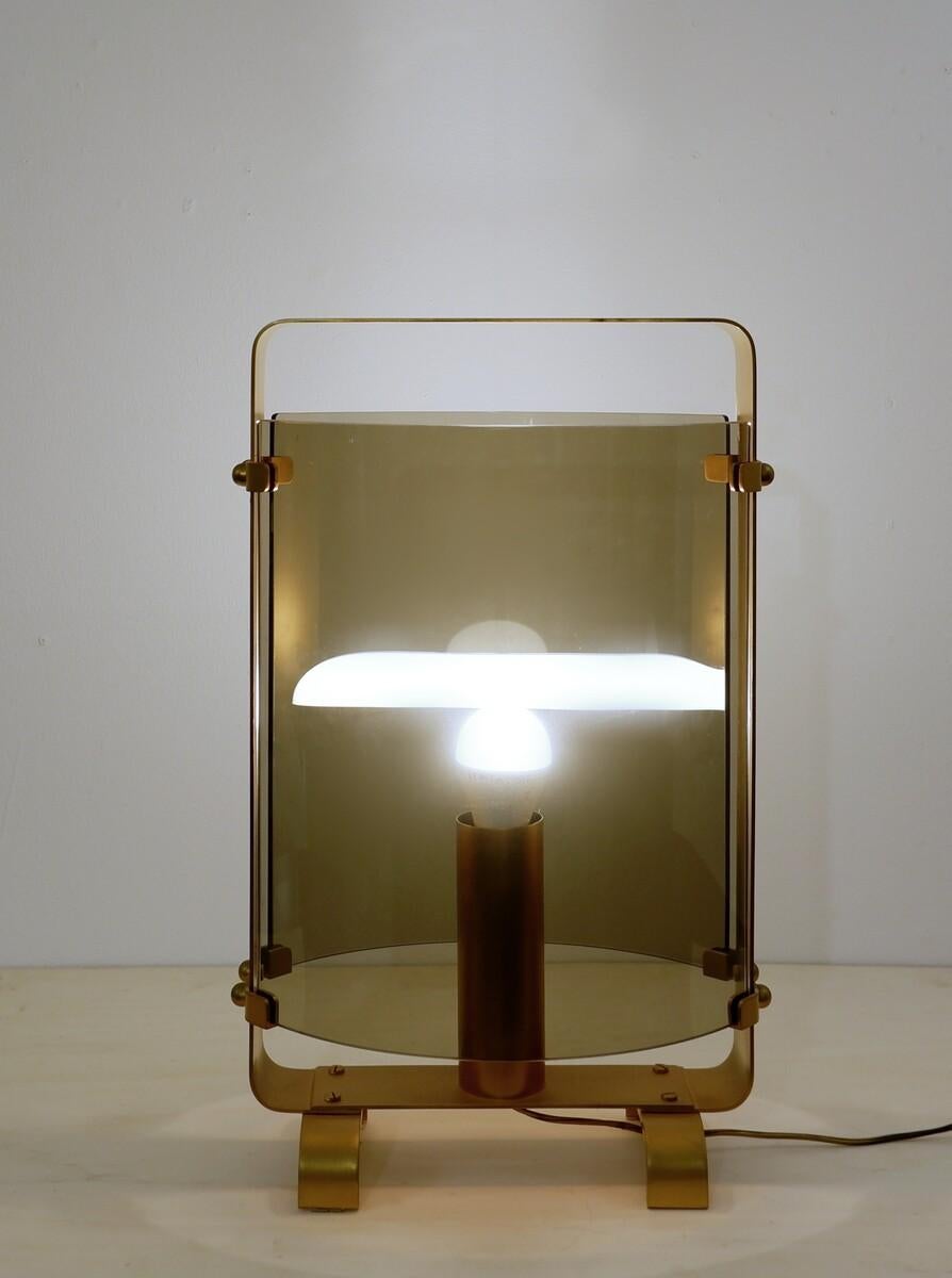 Mid-20th Century Fontana Arte Lamp in Gilded Brass and Smoked Glass, 1960s For Sale