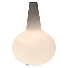 Fontana Arte Lampada da Tavolo, Opalglas aus Messing, Italien, 1960, Italien