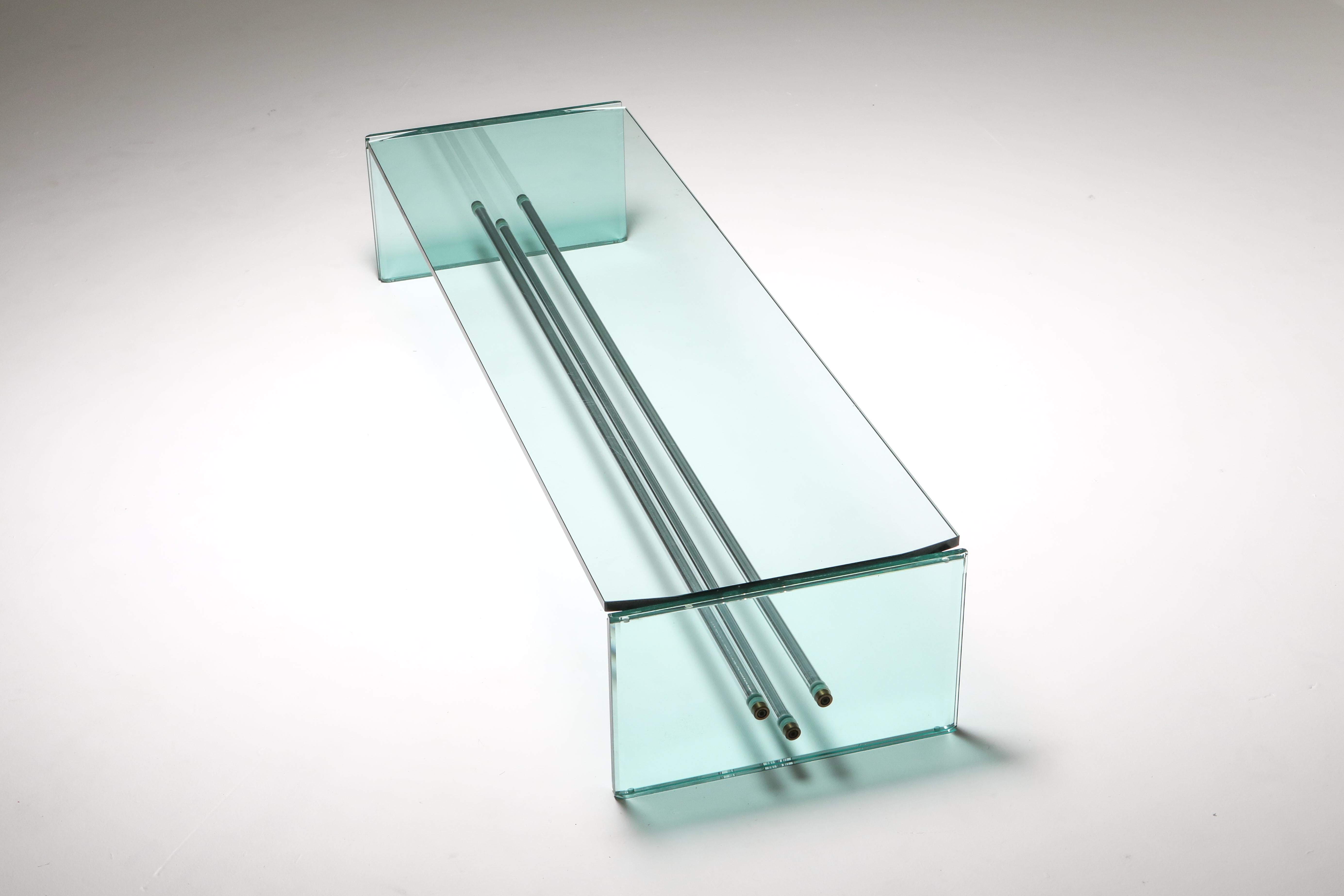 Fontana Arte Large Glass Coffee Table In Excellent Condition For Sale In Antwerp, BE