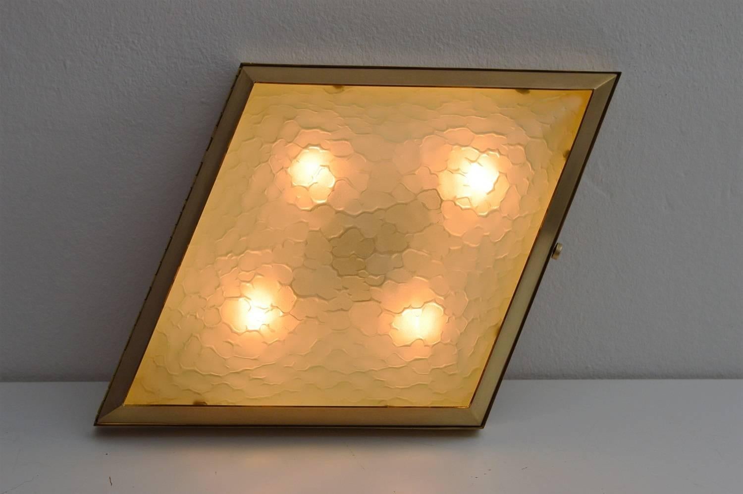 Fontana Arte Midcentury Brass and Textured Glass Ceiling or Wall Fixture, 1950s 12