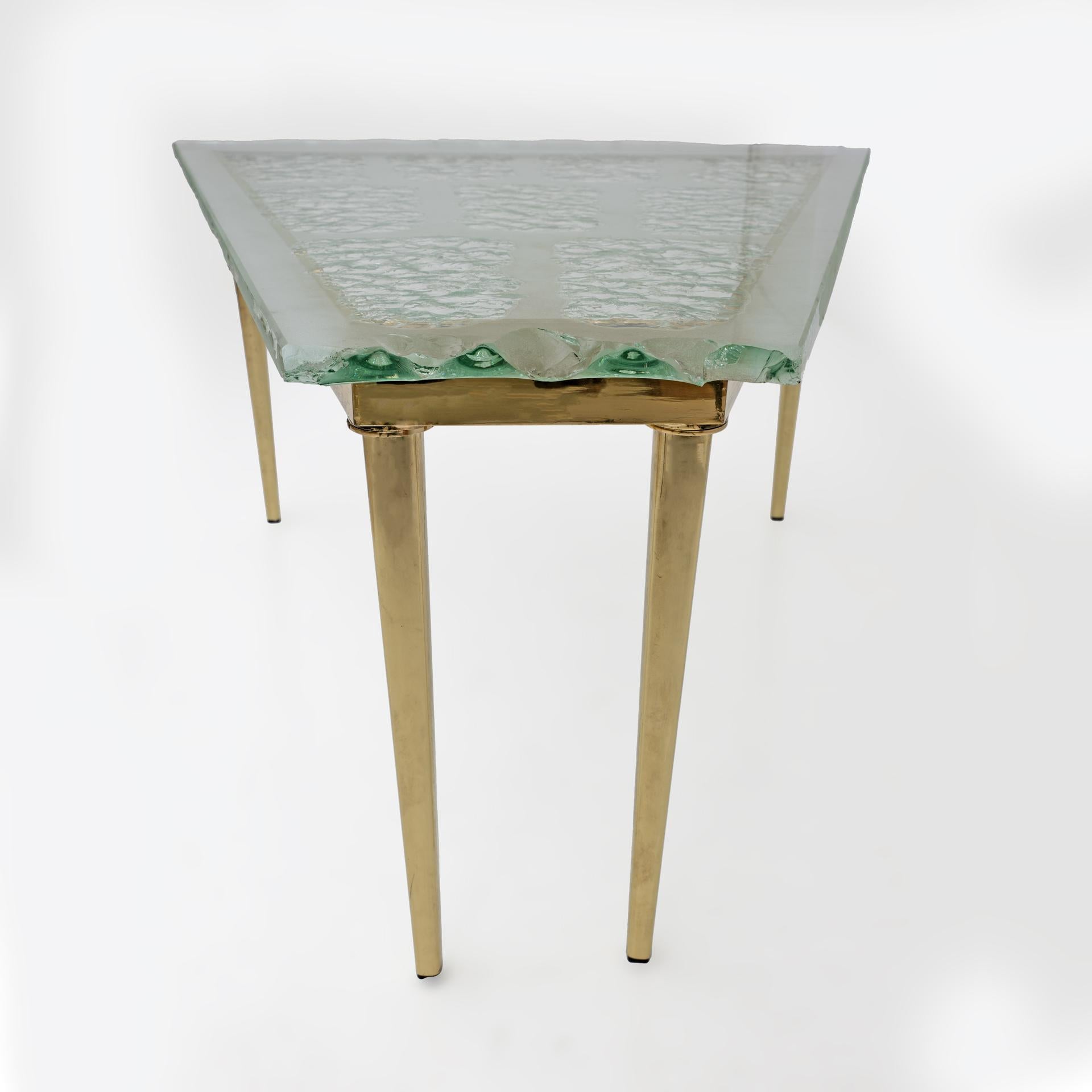 Mid-Century Modern Chiseled Glass Coffee Table Attr. Max Ingrand by Fontana Arte In Good Condition For Sale In Puglia, Puglia