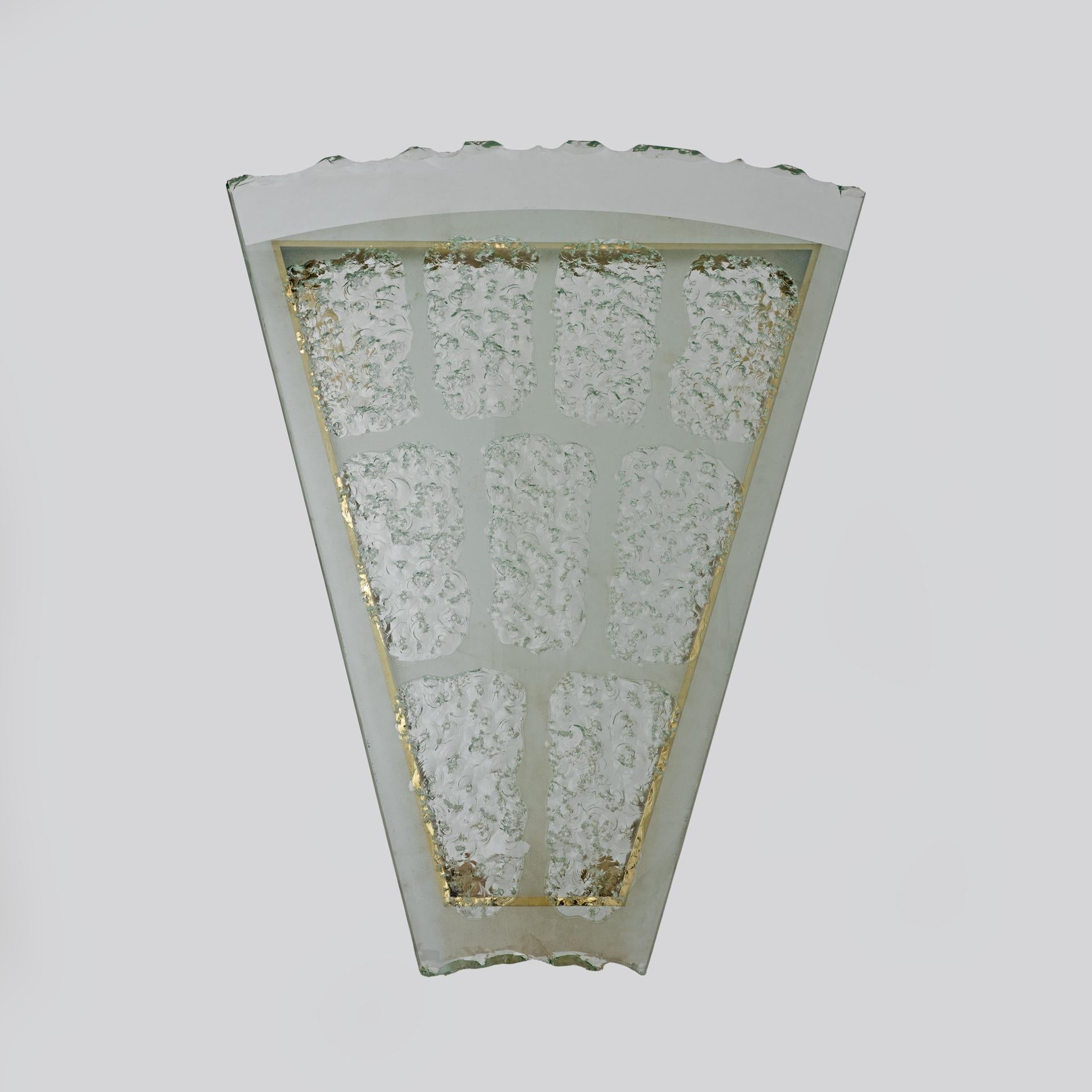 Table basse en verre ciselé The Moderns Attr. Max Ingrand par Fontana Arte Bon état - En vente à Puglia, Puglia