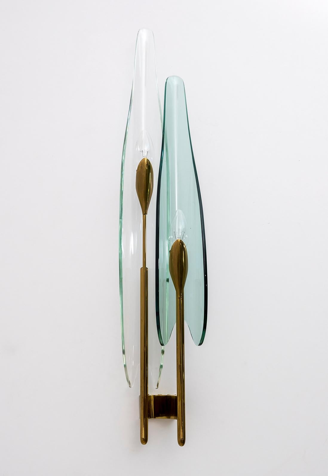 To be taken into consideration, five Dahlia wall lights by Max Igrand for Fontana Arte, Italy, circa 1950s. Bronze and artistic glass. Excellent original vintage condition, not restored. The glass has different shades, green and light green. The