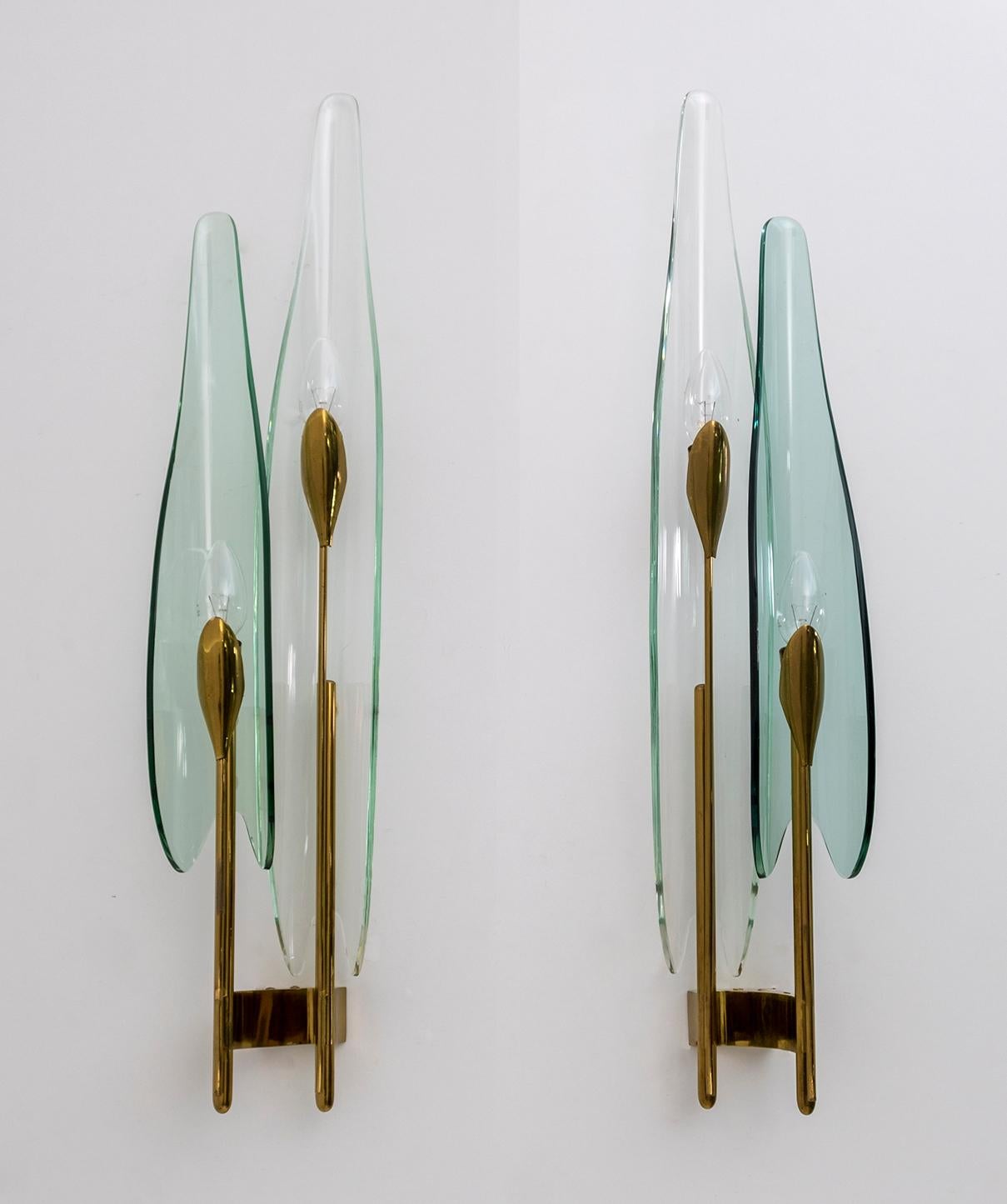 Brass Fontana Arte Mid-Century Modern Italian Dahlia Sconces by Max Ingrand, Set of 5