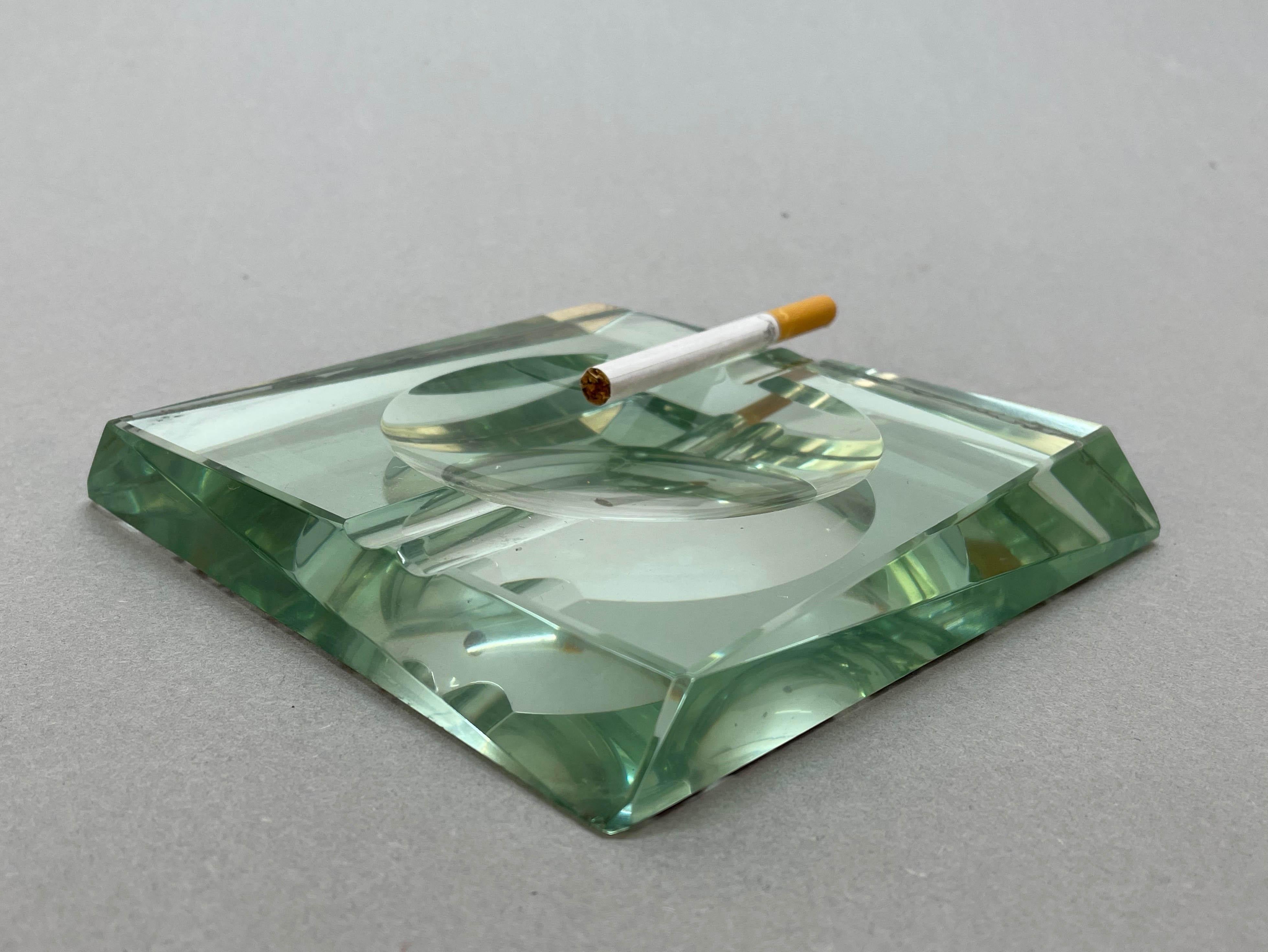 Fontana Arte Midcentury Green Crystal Glass Squared Italian Ashtray, 1960s 5