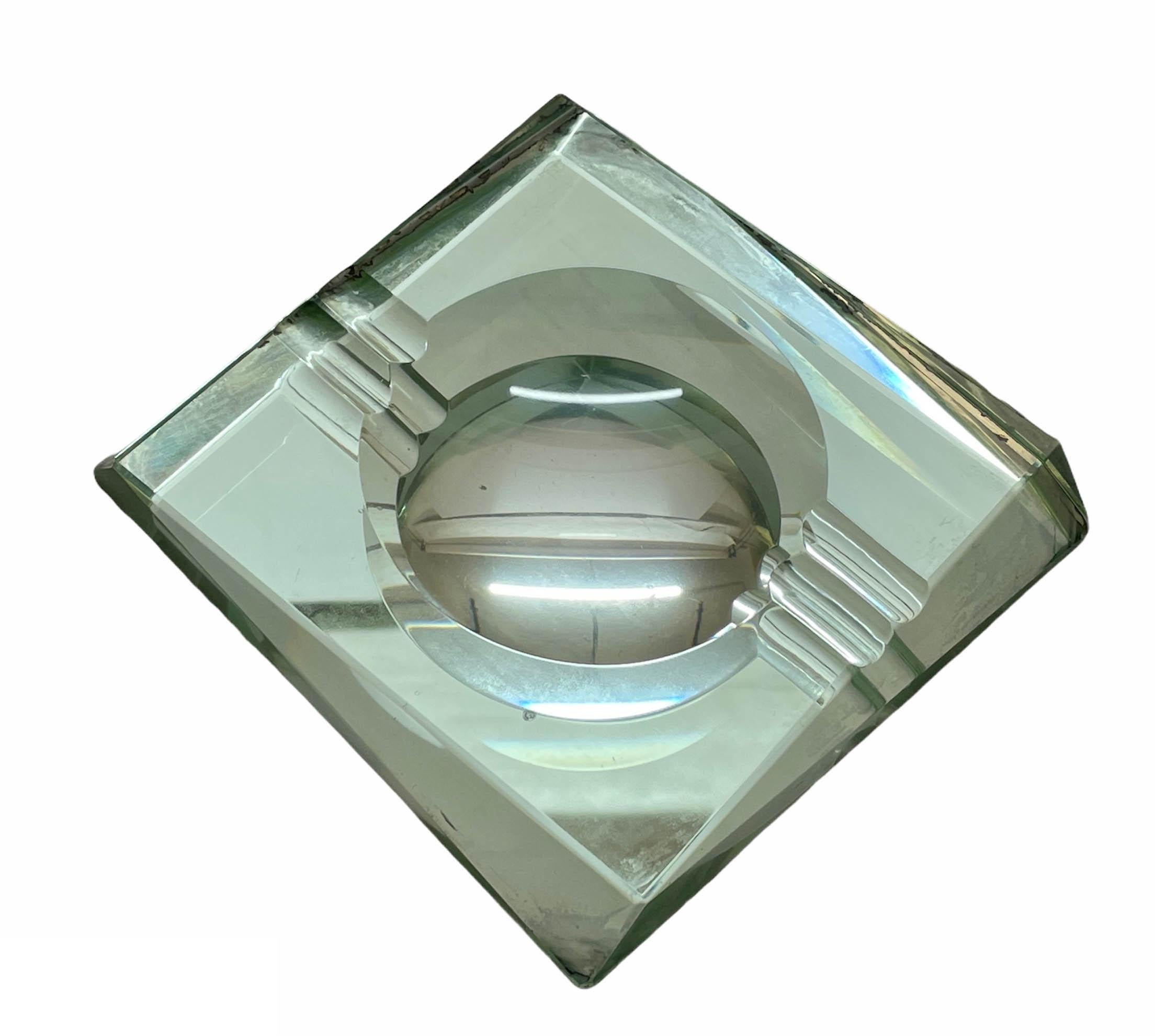 Fontana Arte Midcentury Green Crystal Glass Squared Italian Ashtray, 1960s In Good Condition In Roma, IT