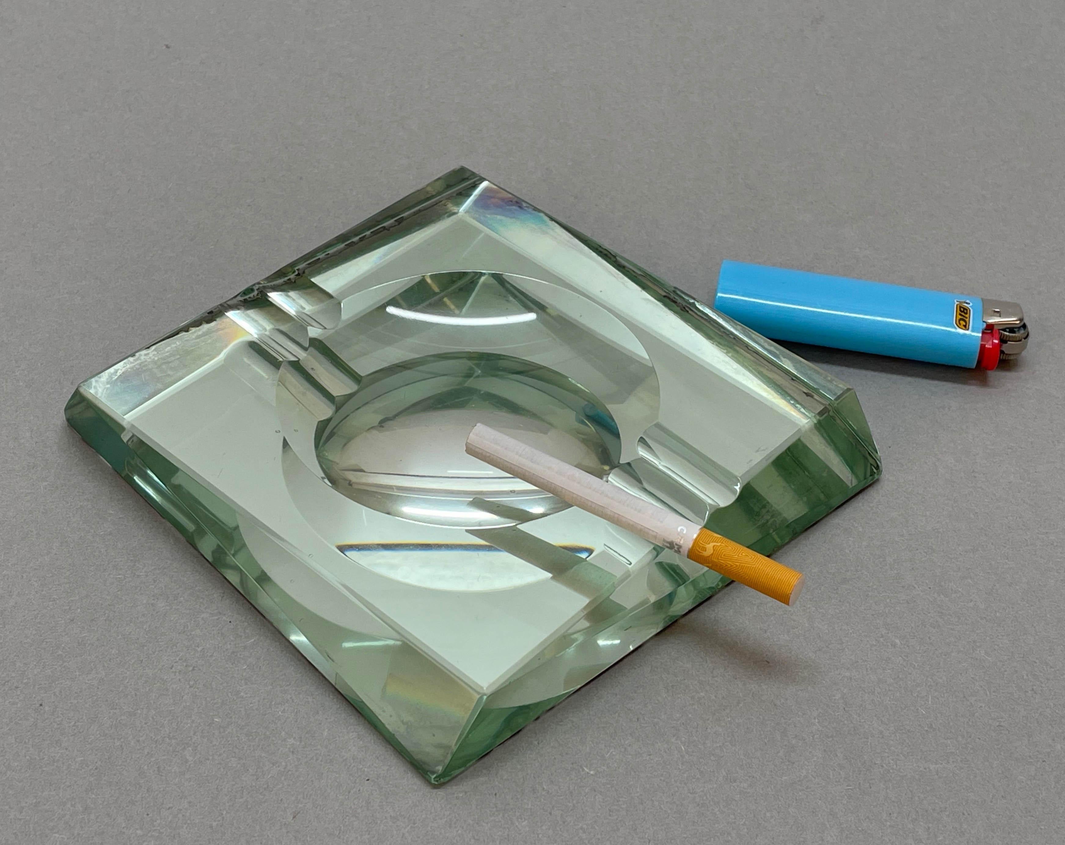 Fontana Arte Midcentury Green Crystal Glass Squared Italian Ashtray, 1960s 1