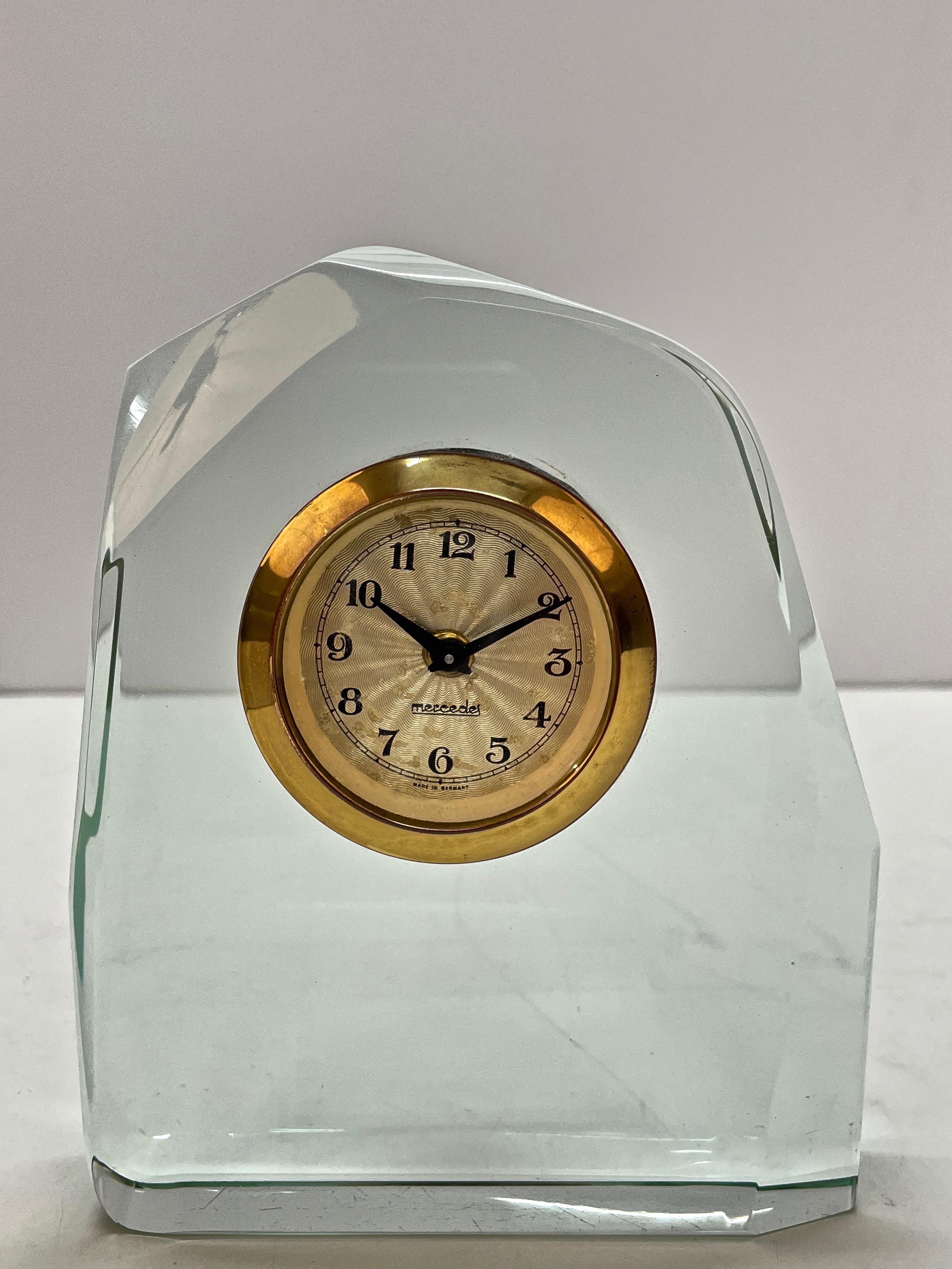 20th Century Fontana Arte Midcentury Italian Crystal Glass Table Clock for Mercedes, 1950s