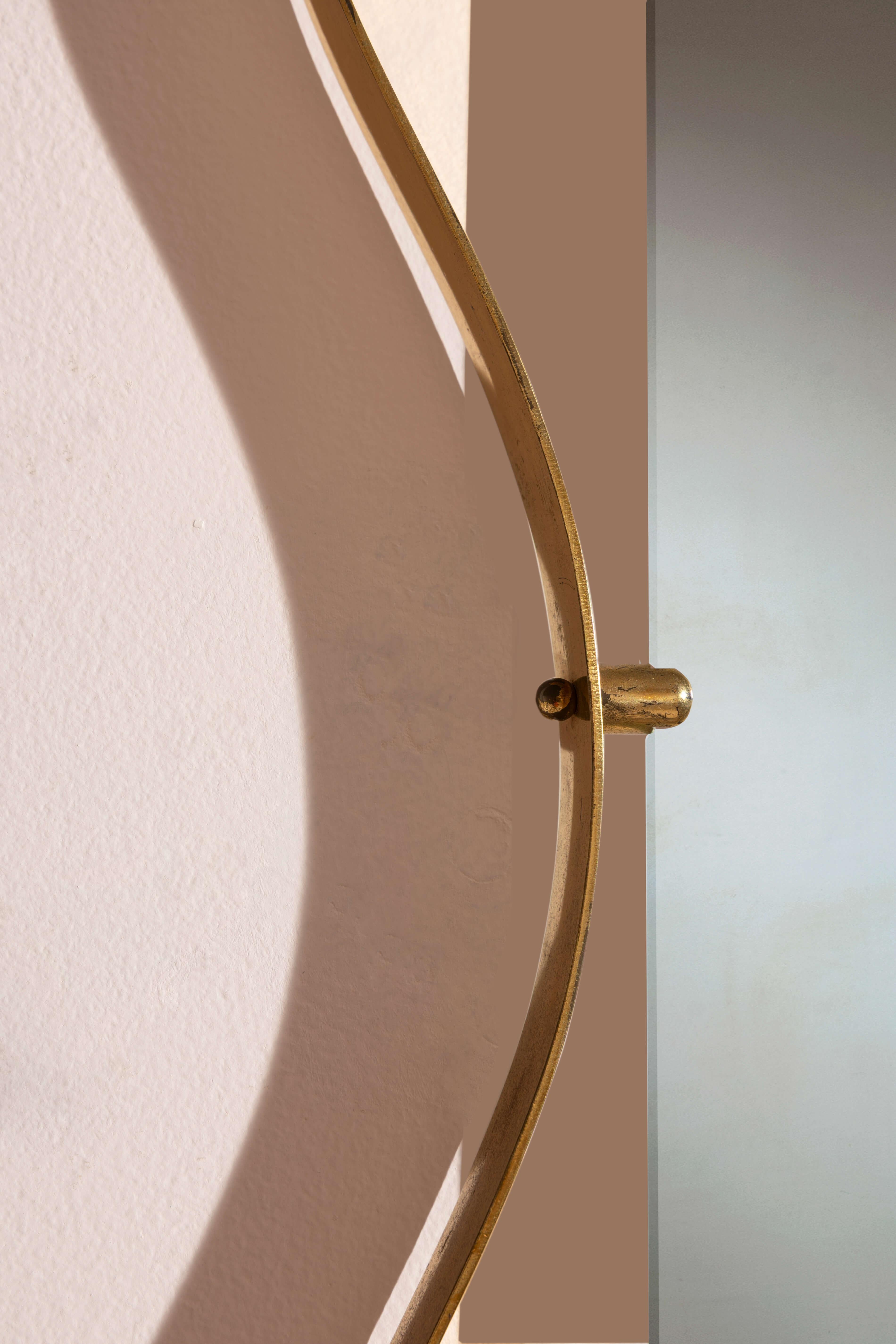 Milieu du XXe siècle Miroir Fontana Arte avec cadre en laiton, Italie, années 1950 en vente