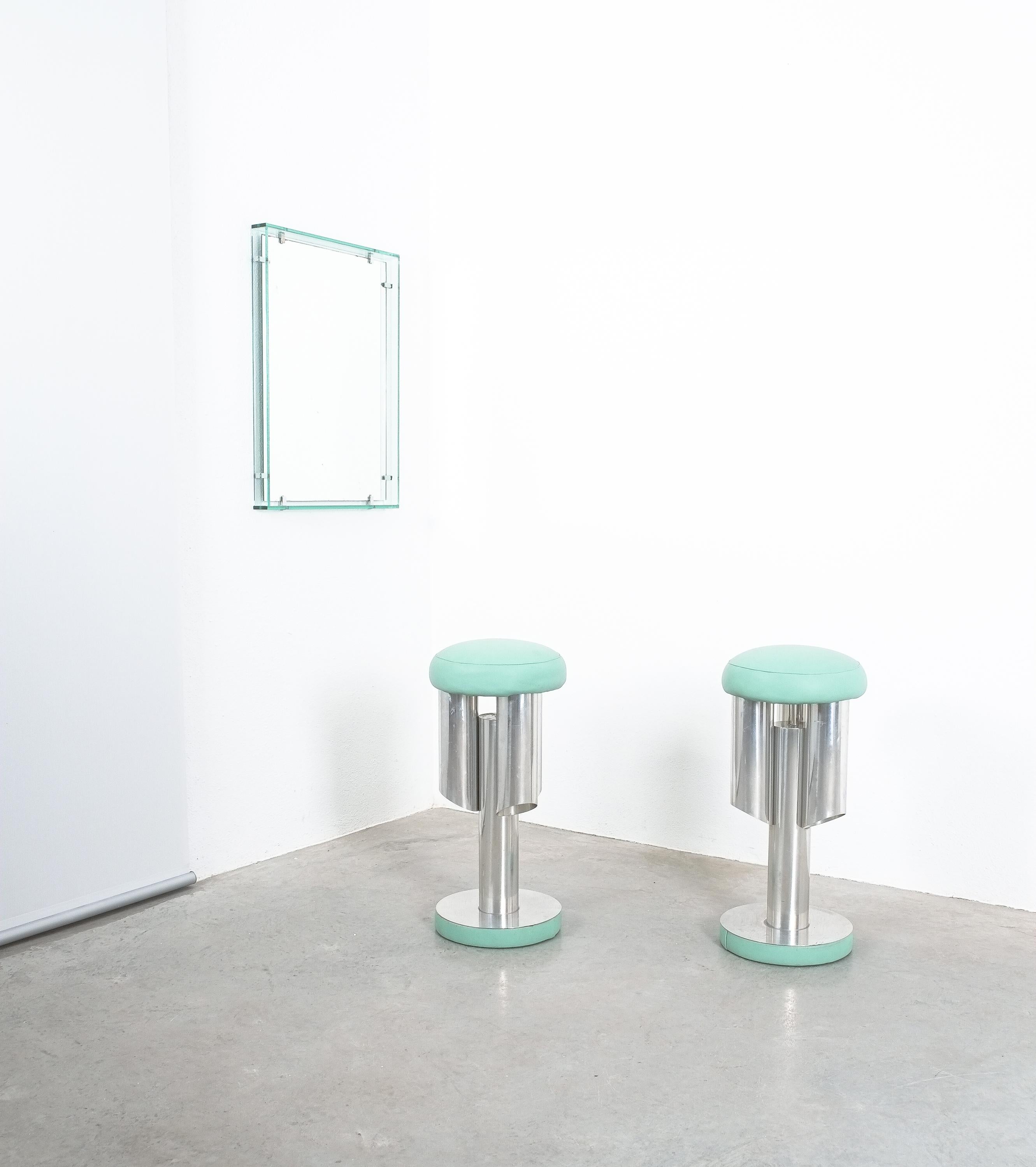 Rechteckige schwebende Glasspiegel von Fontana Arte, Modell 2014, einer von zwei, 1960 (Moderne der Mitte des Jahrhunderts) im Angebot