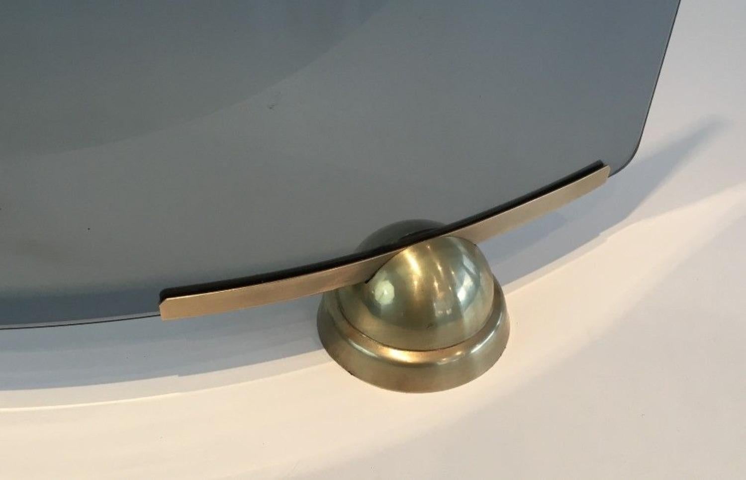 Fontana Arte, Pantalla de chimenea modernista curvada de vidrio azul y latón, Italia en Bueno estado para la venta en Marcq-en-Barœul, Hauts-de-France