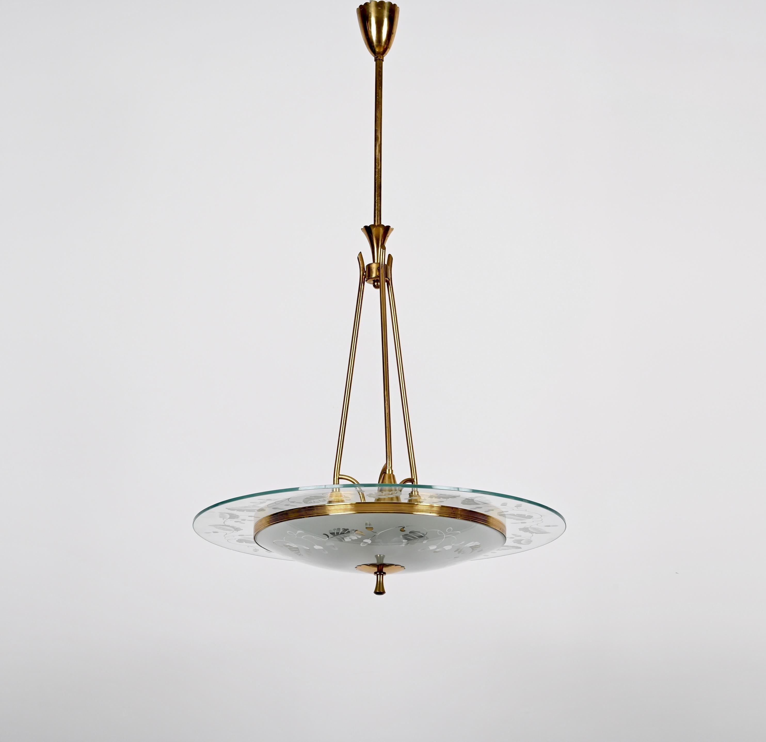 Fontana Arte Murano Glass and Brass Italian Chandelier, Pietro Chiesa, 1940s 4